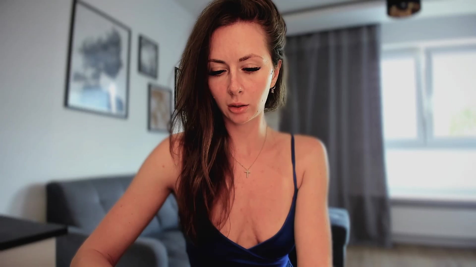 Gallery image thumbnail from Amber_Fry's myfreecams stream on, 04/25/2025, 14:09 image 3 of 20