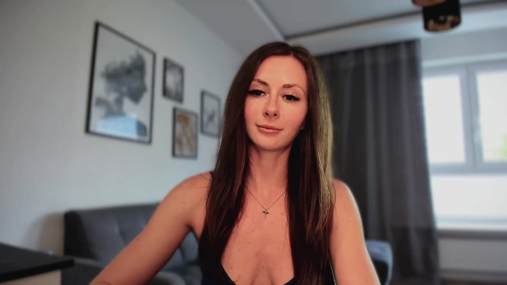 Gallery image thumbnail from Amber_Fry's myfreecams stream on, 04/25/2025, 16:29 image 2 of 20