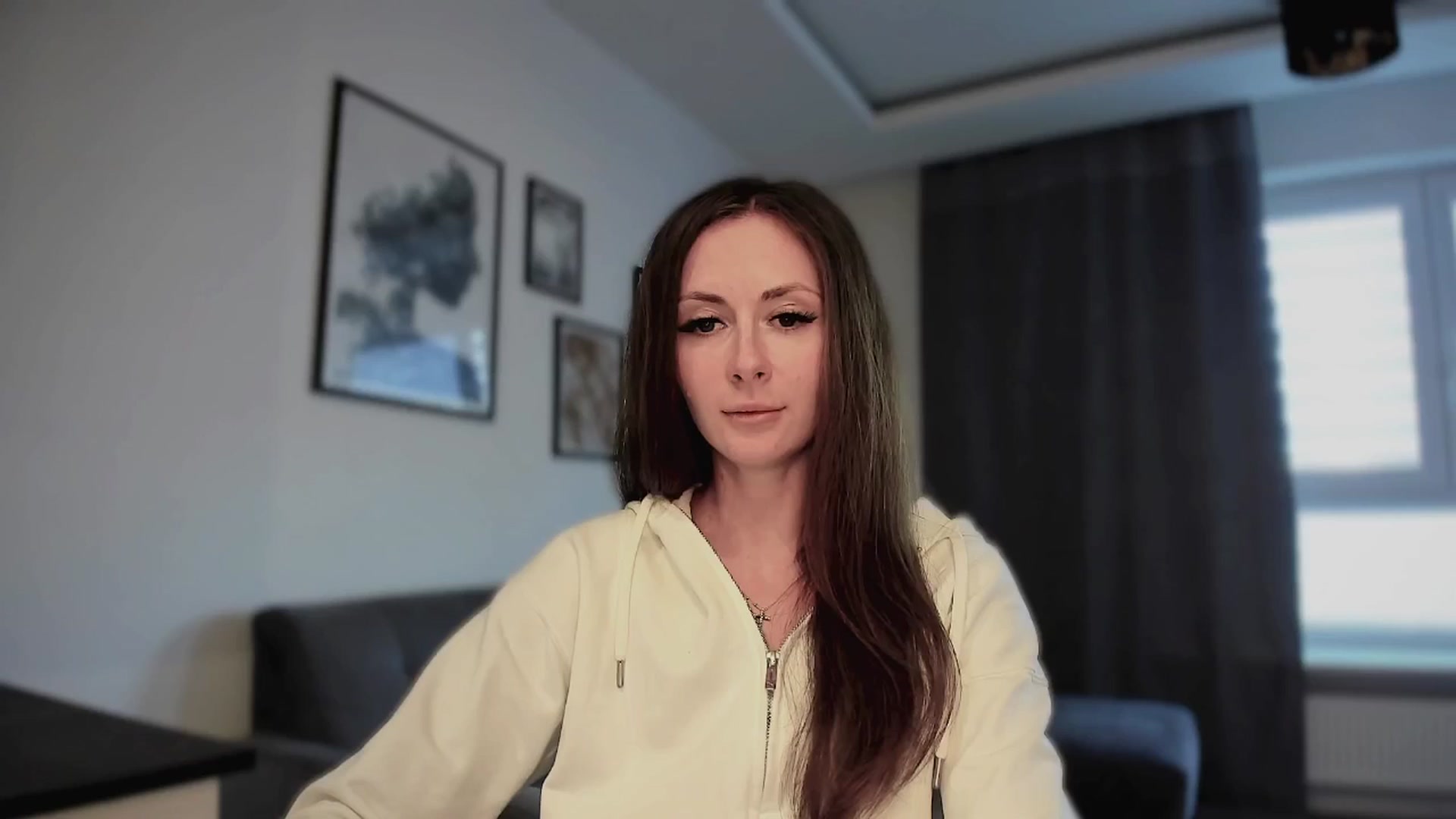 Gallery image thumbnail from Amber_Fry's myfreecams stream on, 04/27/2025, 16:25 image 16 of 20
