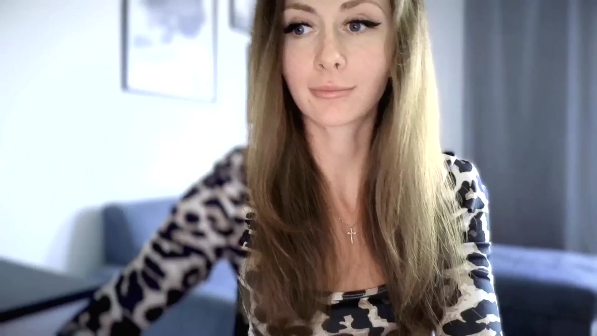 Gallery image thumbnail from Amber_Fry's myfreecams stream on, 05/01/2025, 13:54 image 13 of 20