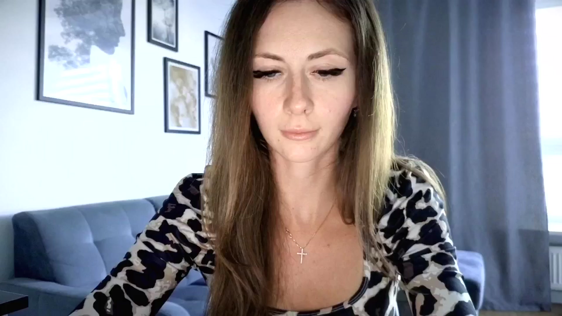 Gallery image thumbnail from Amber_Fry's myfreecams stream on, 05/01/2025, 16:24 image 11 of 20