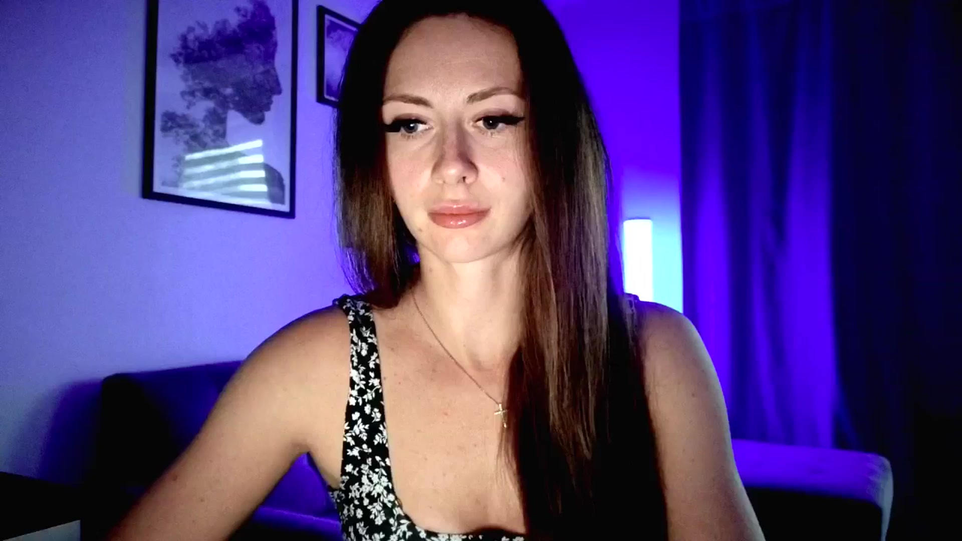 Gallery image thumbnail from Amber_Fry's myfreecams stream on, 05/09/2025, 17:36 image 7 of 20