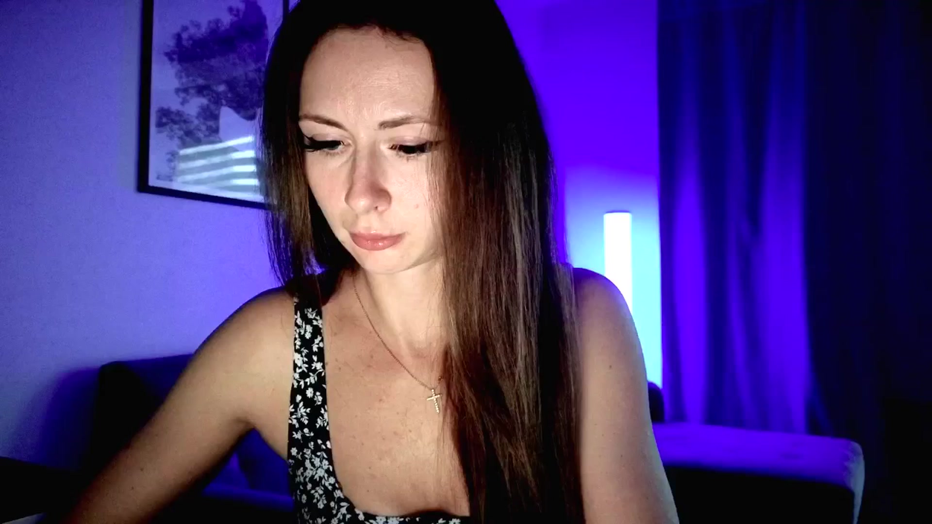 Gallery image thumbnail from Amber_Fry's myfreecams stream on, 05/09/2025, 17:36 image 11 of 20