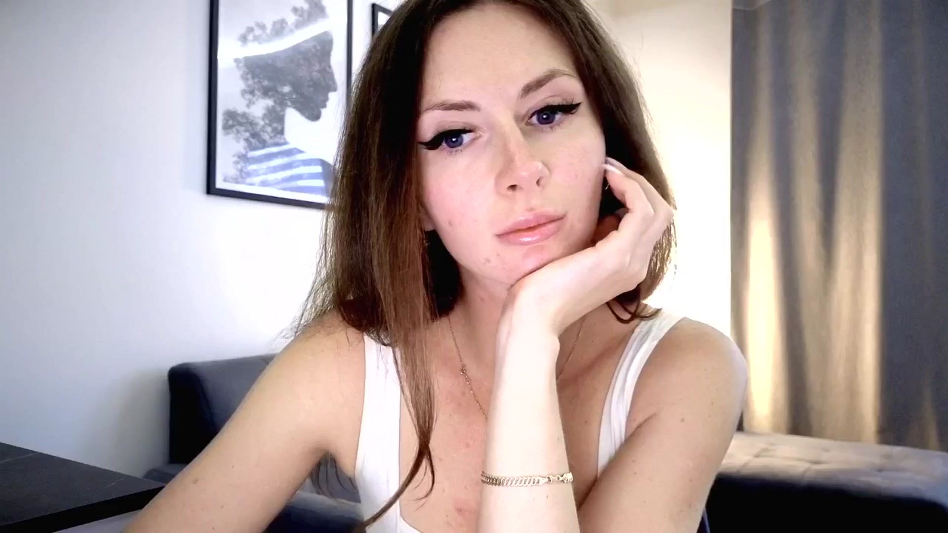 Gallery image thumbnail from Amber_Fry's myfreecams stream on, 05/12/2025, 17:48 image 6 of 20