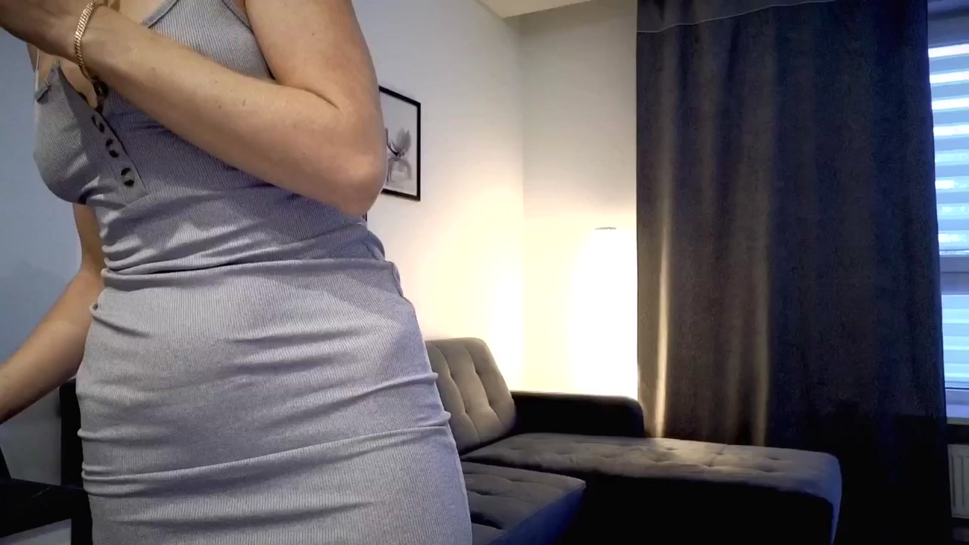 Gallery image thumbnail from Amber_Fry's myfreecams stream on, 05/19/2025, 18:37 image 12 of 20