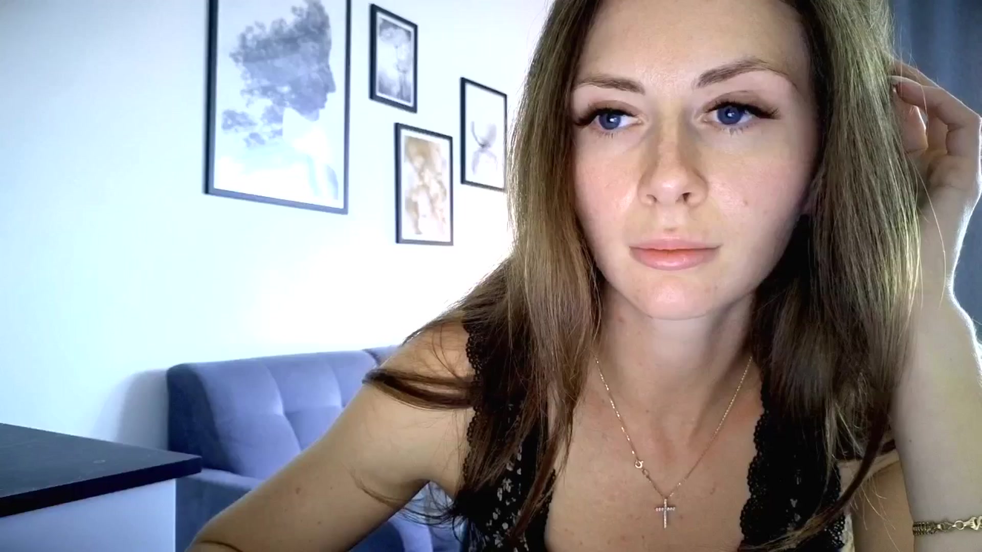 Gallery image thumbnail from Amber_Fry's myfreecams stream on, 05/20/2025, 16:06 image 16 of 20