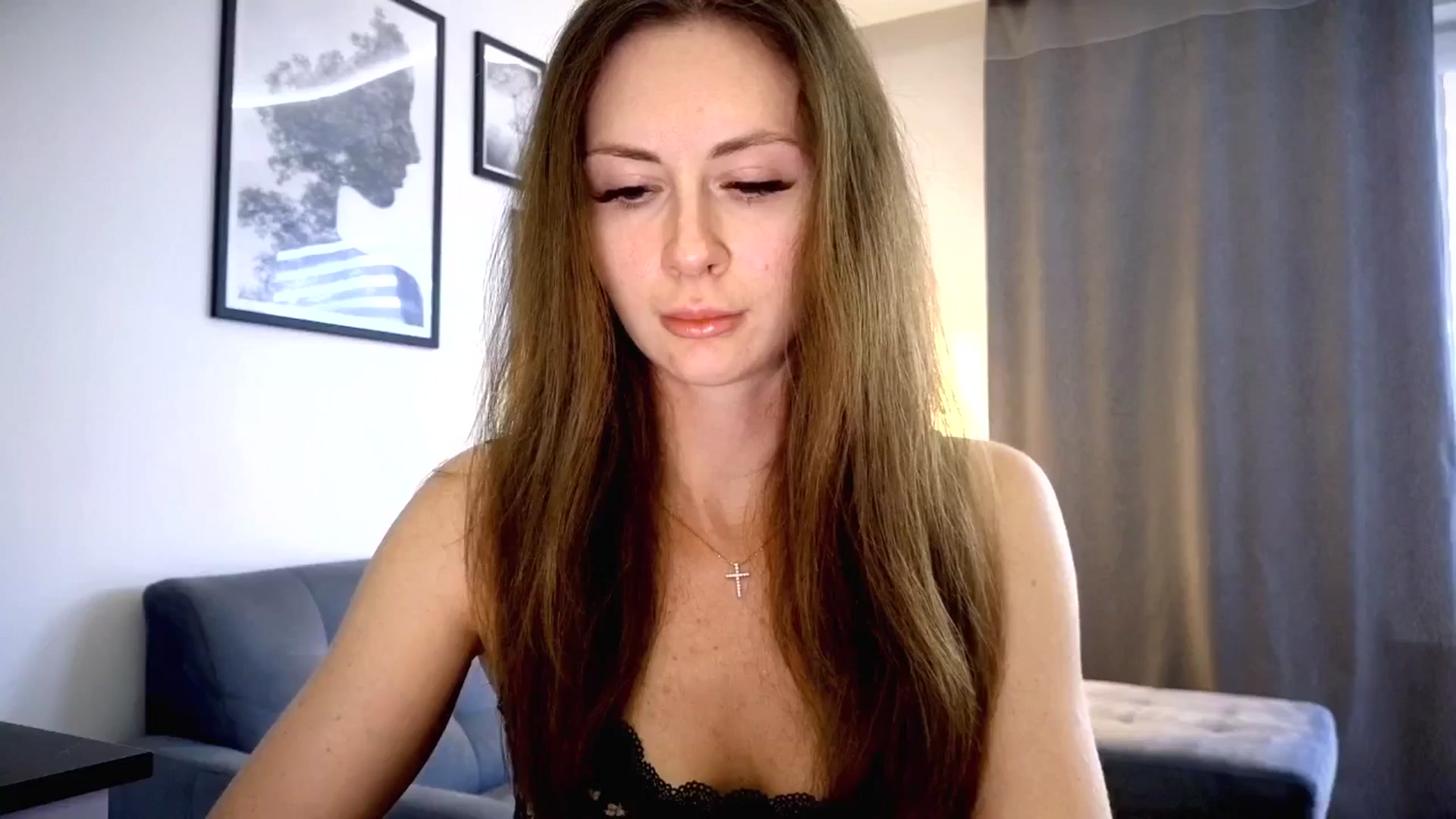 Gallery image thumbnail from Amber_Fry's myfreecams stream on, 05/26/2025, 17:22 image 4 of 20
