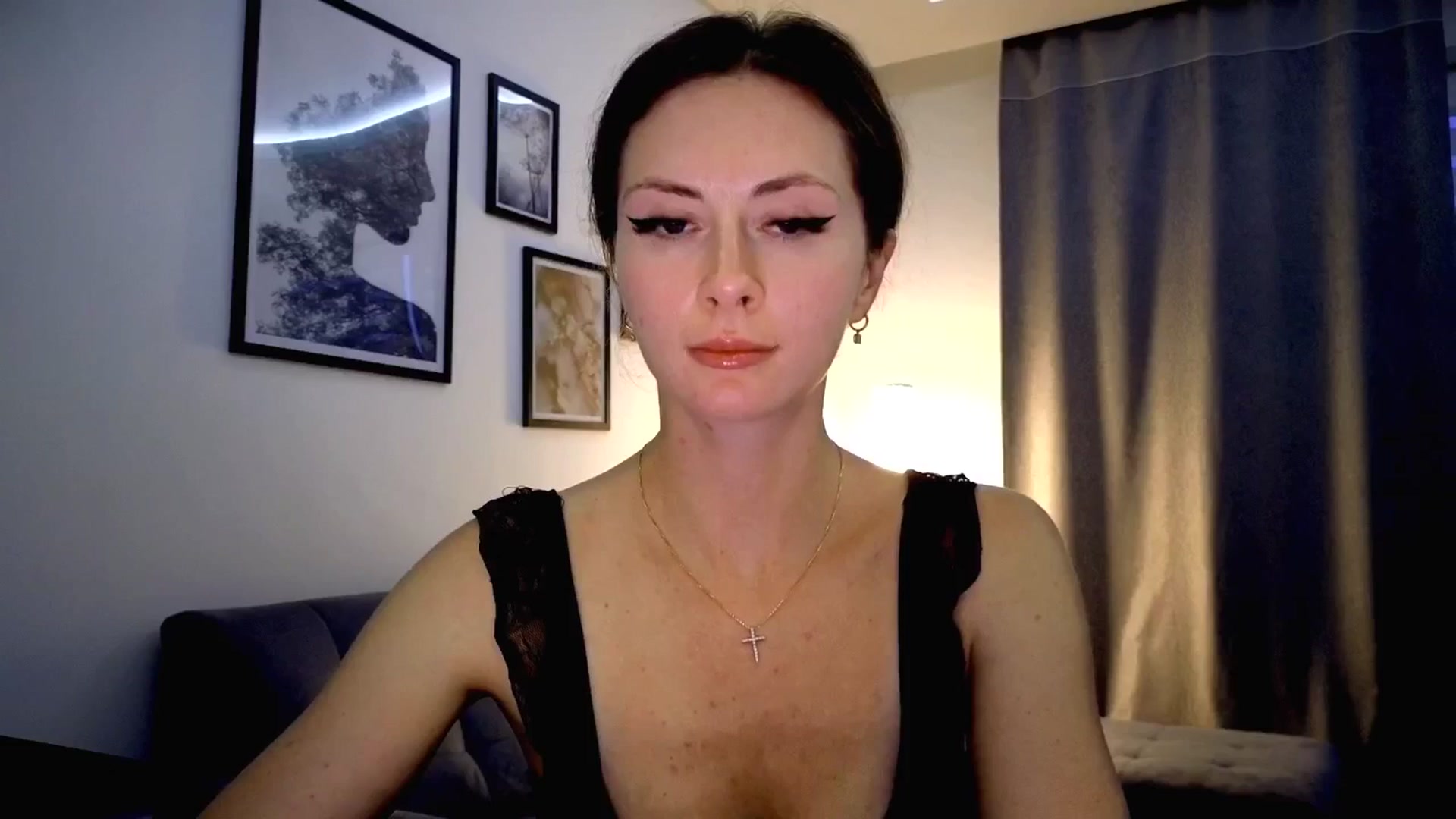Gallery image thumbnail from Amber_Fry's myfreecams stream on, 05/28/2025, 18:52 image 17 of 20