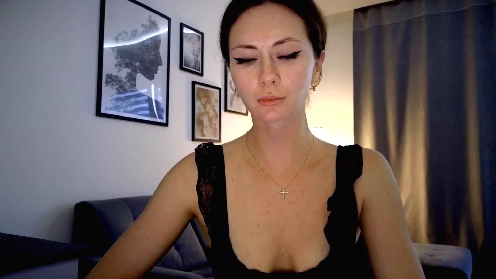 Gallery image thumbnail from Amber_Fry's myfreecams stream on, 05/28/2025, 18:52 image 1 of 20