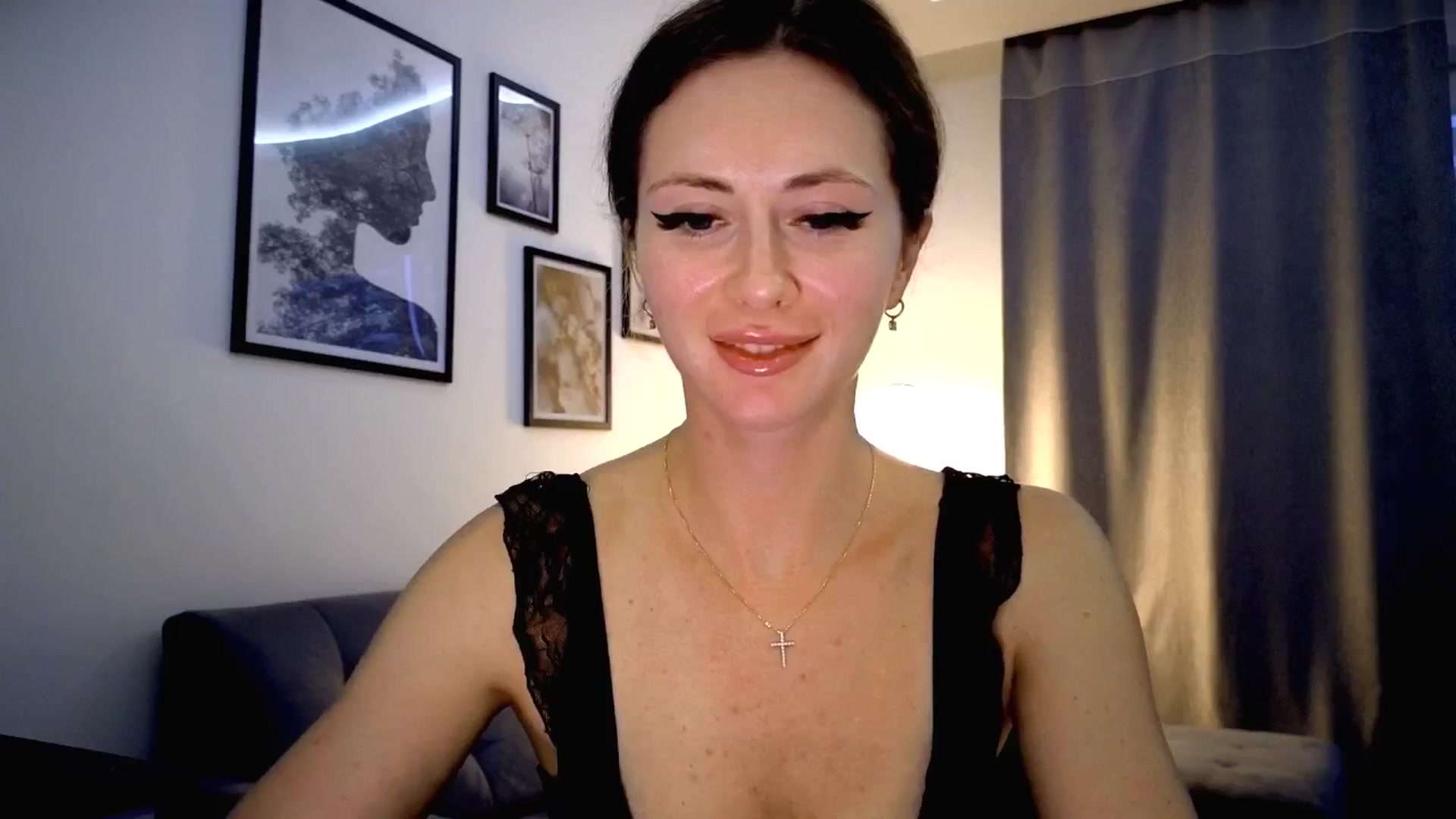 Gallery image thumbnail from Amber_Fry's myfreecams stream on, 05/28/2025, 18:52 image 15 of 20