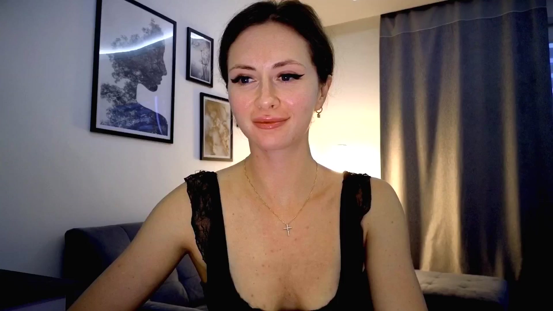 Gallery image thumbnail from Amber_Fry's myfreecams stream on, 05/28/2025, 18:52 image 14 of 20