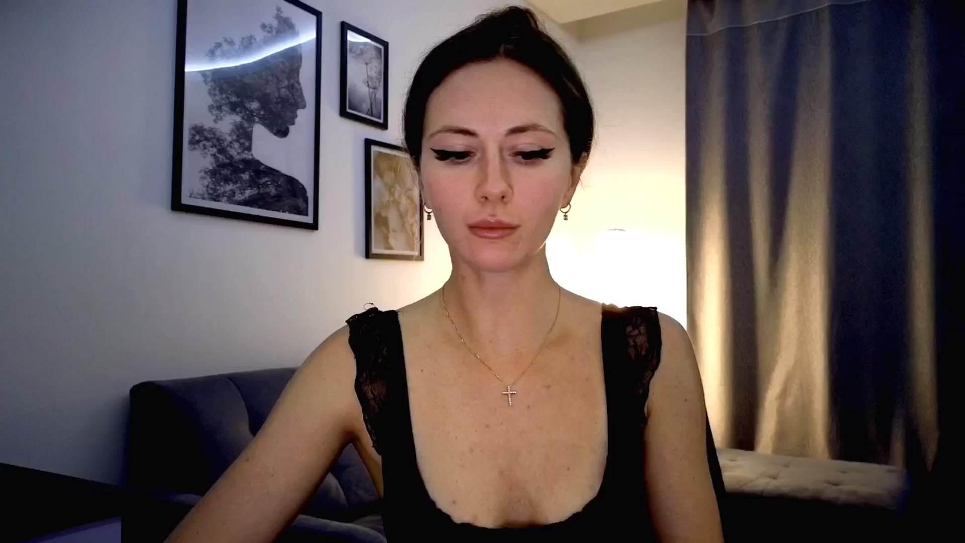 Gallery image thumbnail from Amber_Fry's myfreecams stream on, 05/28/2025, 20:42 image 5 of 20