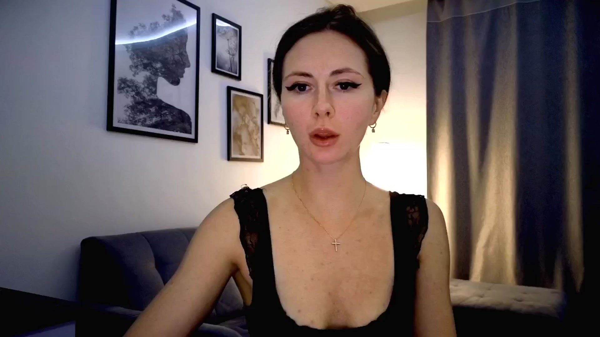 Gallery image thumbnail from Amber_Fry's myfreecams stream on, 05/28/2025, 20:42 image 4 of 20