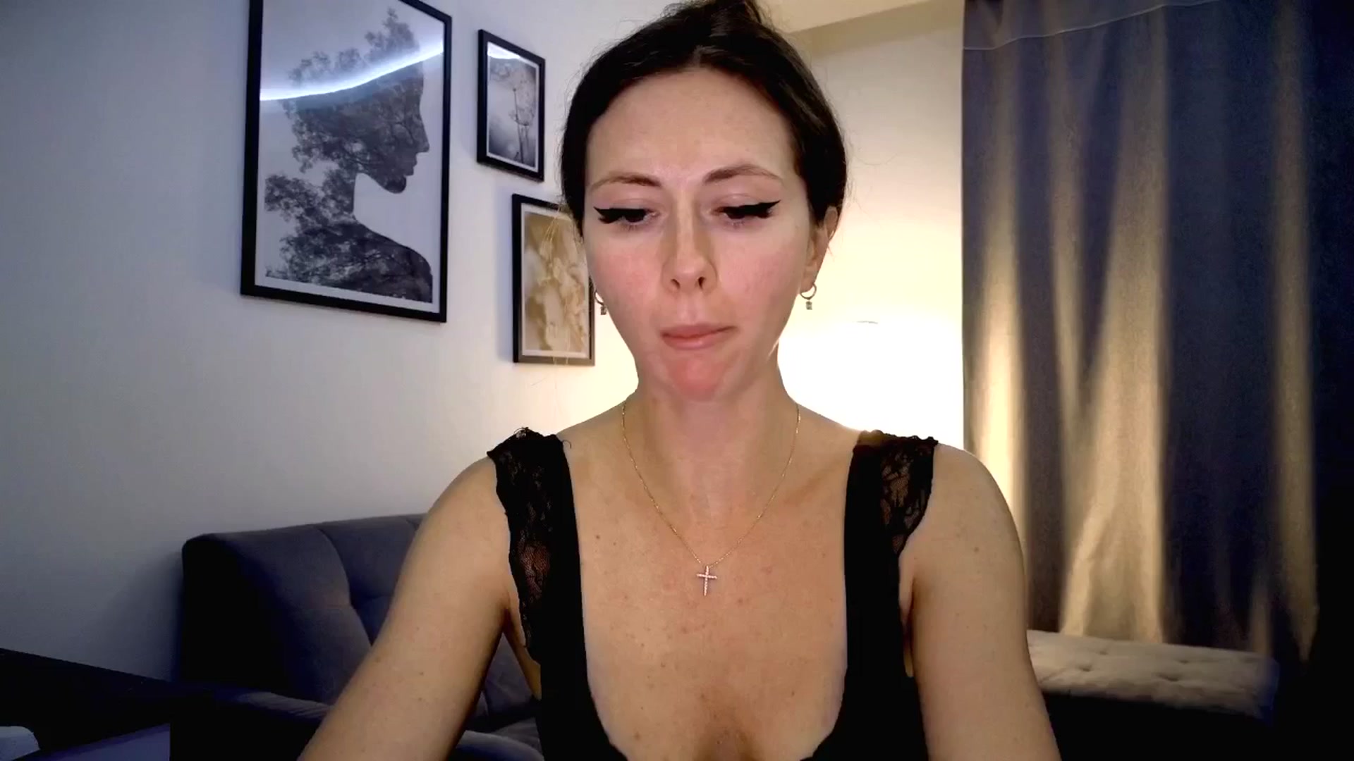 Gallery image thumbnail from Amber_Fry's myfreecams stream on, 05/28/2025, 20:42 image 9 of 20