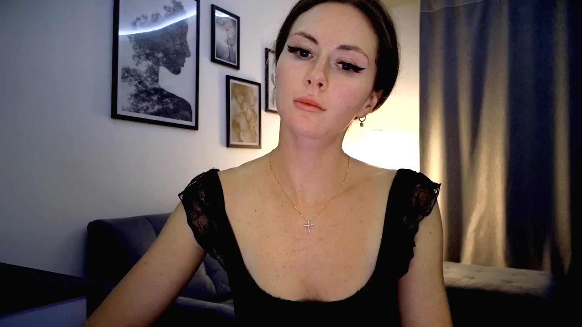 Gallery image thumbnail from Amber_Fry's myfreecams stream on, 05/28/2025, 21:20 image 2 of 20