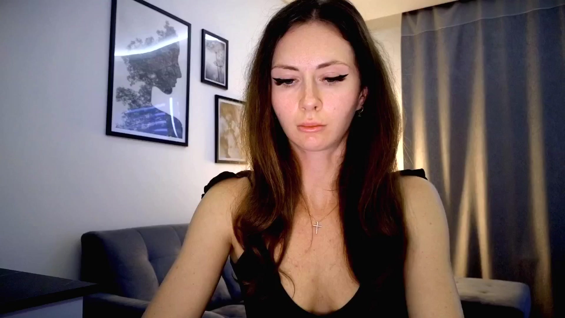Gallery image thumbnail from Amber_Fry's myfreecams stream on, 05/29/2025, 19:10 image 15 of 20