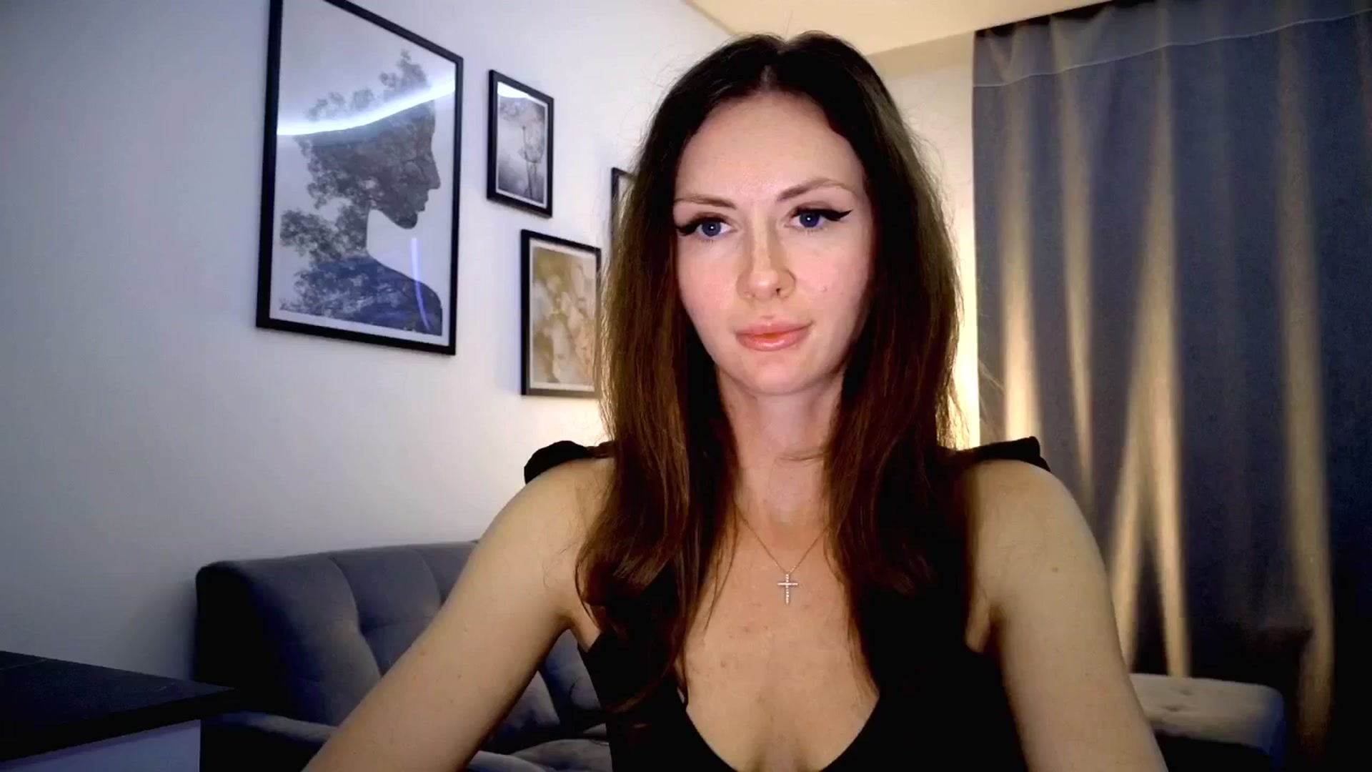 Gallery image thumbnail from Amber_Fry's myfreecams stream on, 05/29/2025, 19:10 image 19 of 20