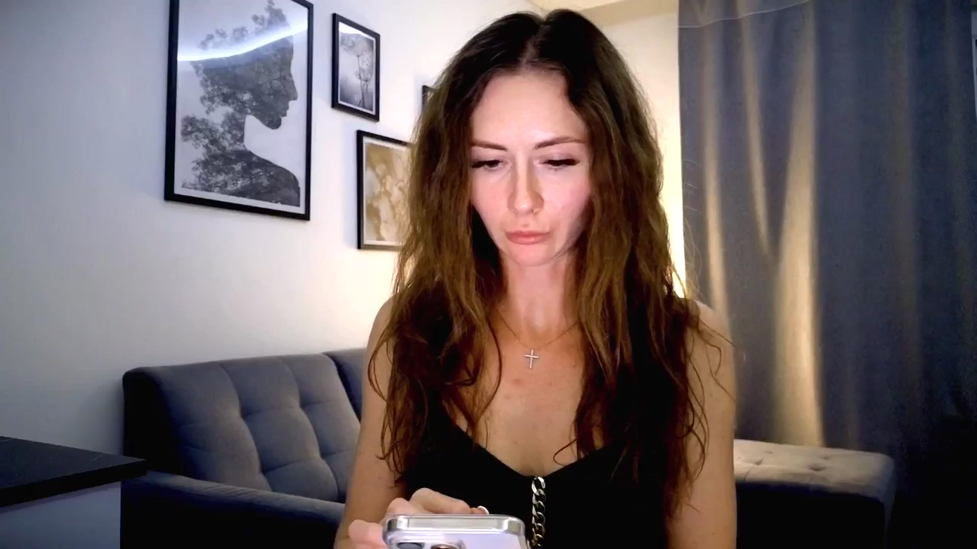 Gallery image thumbnail from Amber_Fry's myfreecams stream on, 06/02/2025, 20:54 image 6 of 20