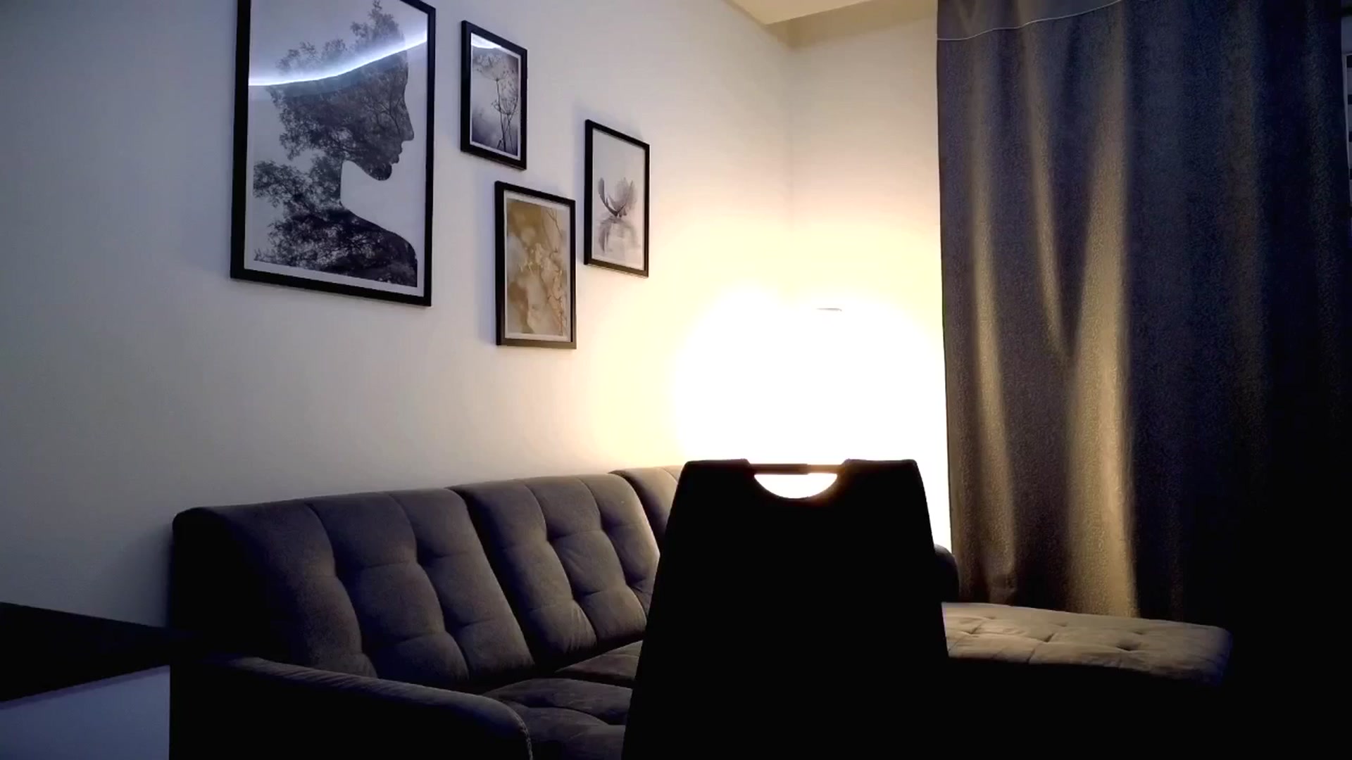 Gallery image thumbnail from Amber_Fry's myfreecams stream on, 06/02/2025, 20:54 image 11 of 20
