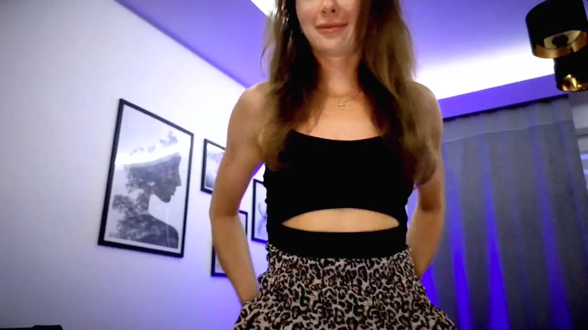 Gallery image thumbnail from Amber_Fry's myfreecams stream on, 07/01/2025, 19:34 image 16 of 20