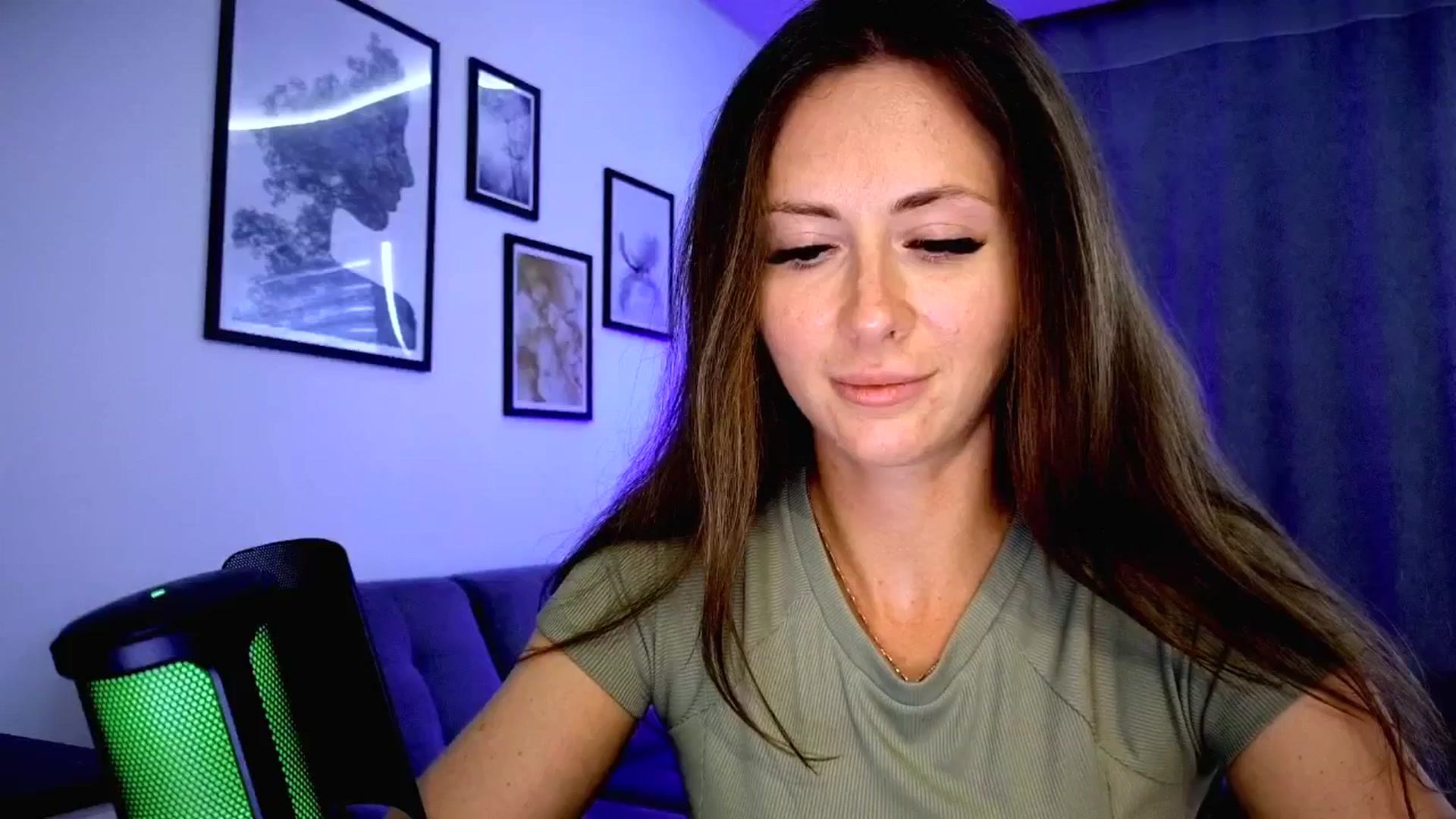 Gallery image thumbnail from Amber_Fry's myfreecams stream on, 07/08/2025, 18:58 image 2 of 20