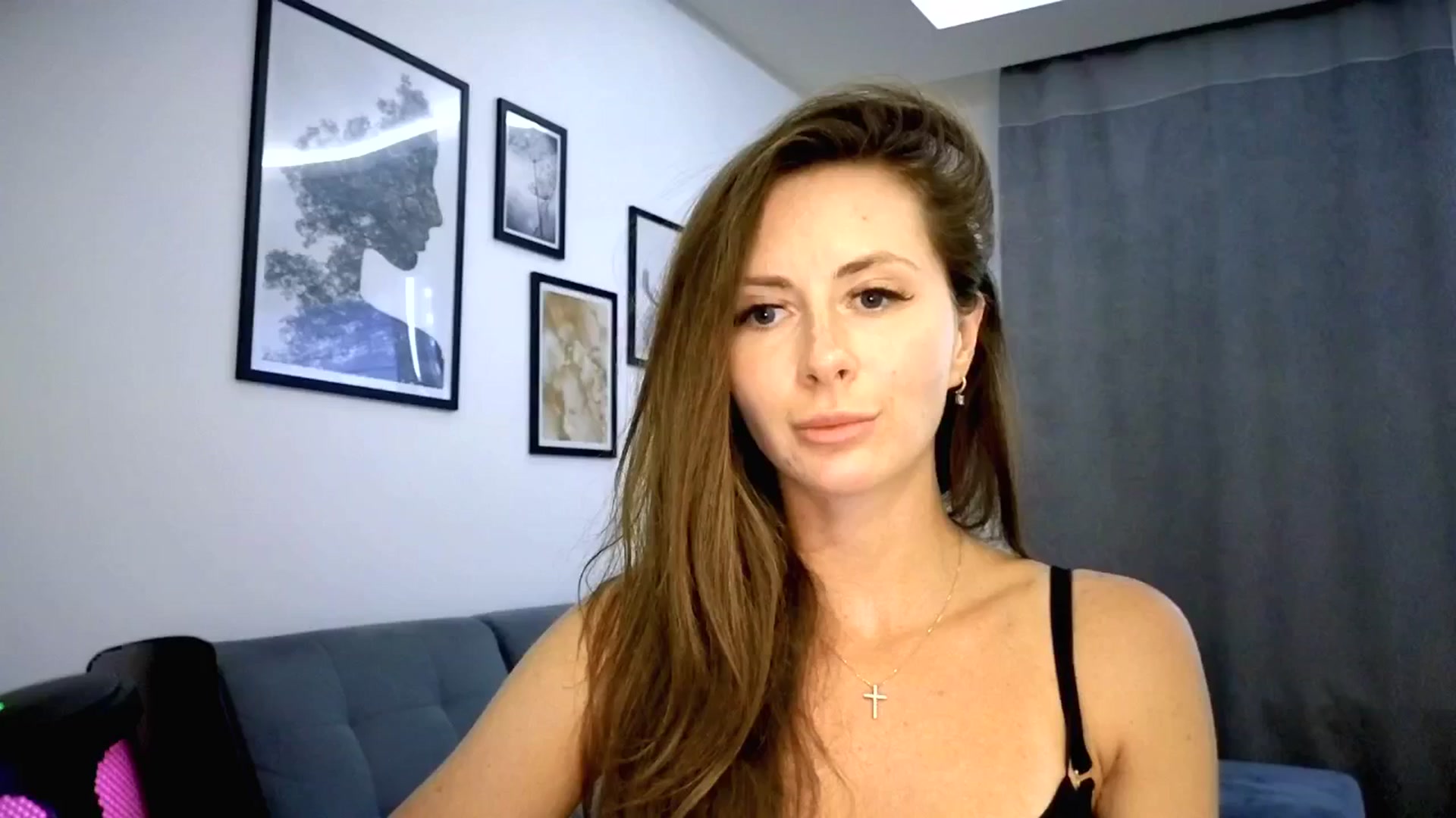 Gallery image thumbnail from Amber_Fry's myfreecams stream on, 07/13/2025, 18:32 image 2 of 20