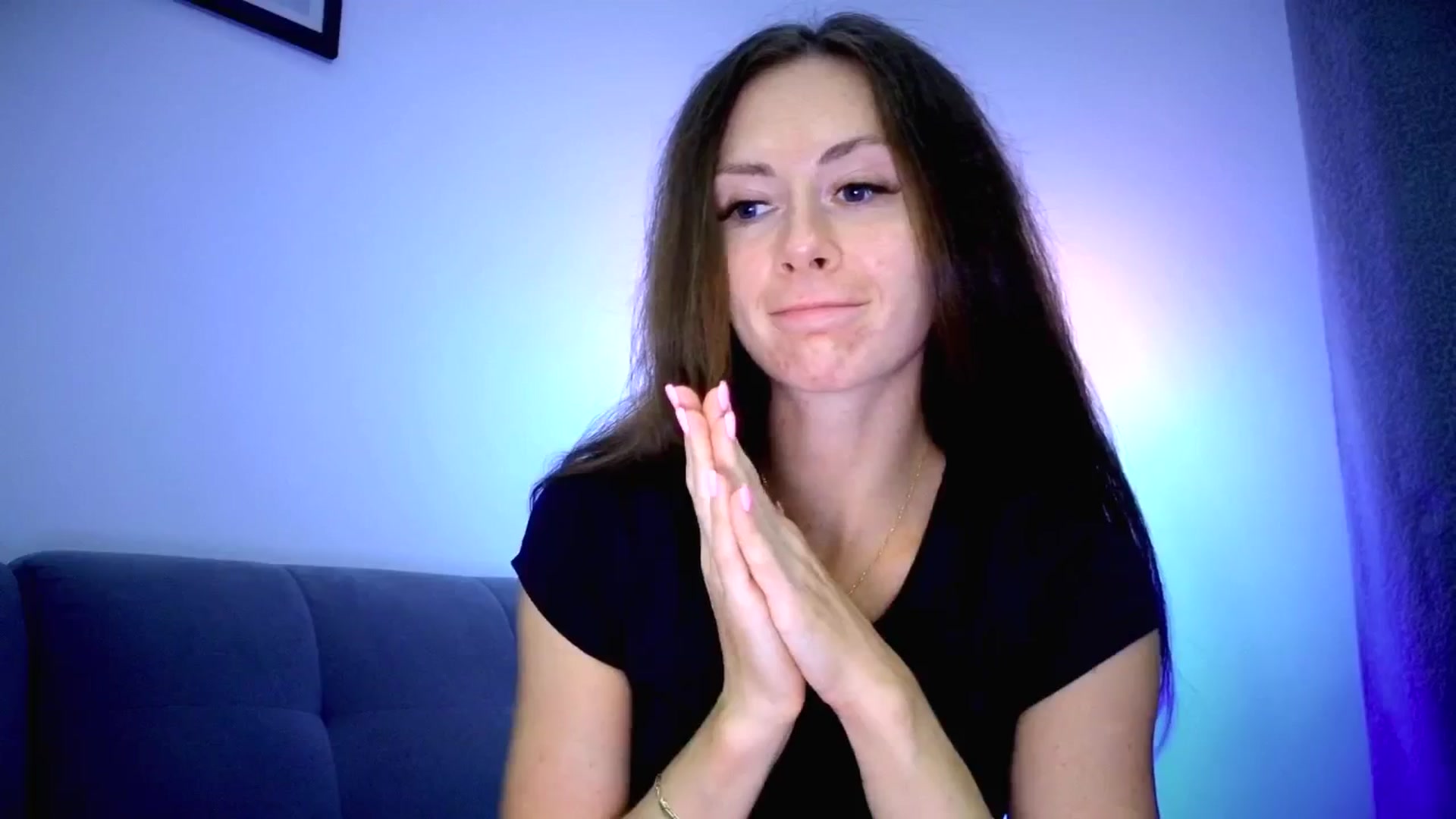 Gallery image thumbnail from Amber_Fry's myfreecams stream on, 07/18/2025, 23:22 image 3 of 20
