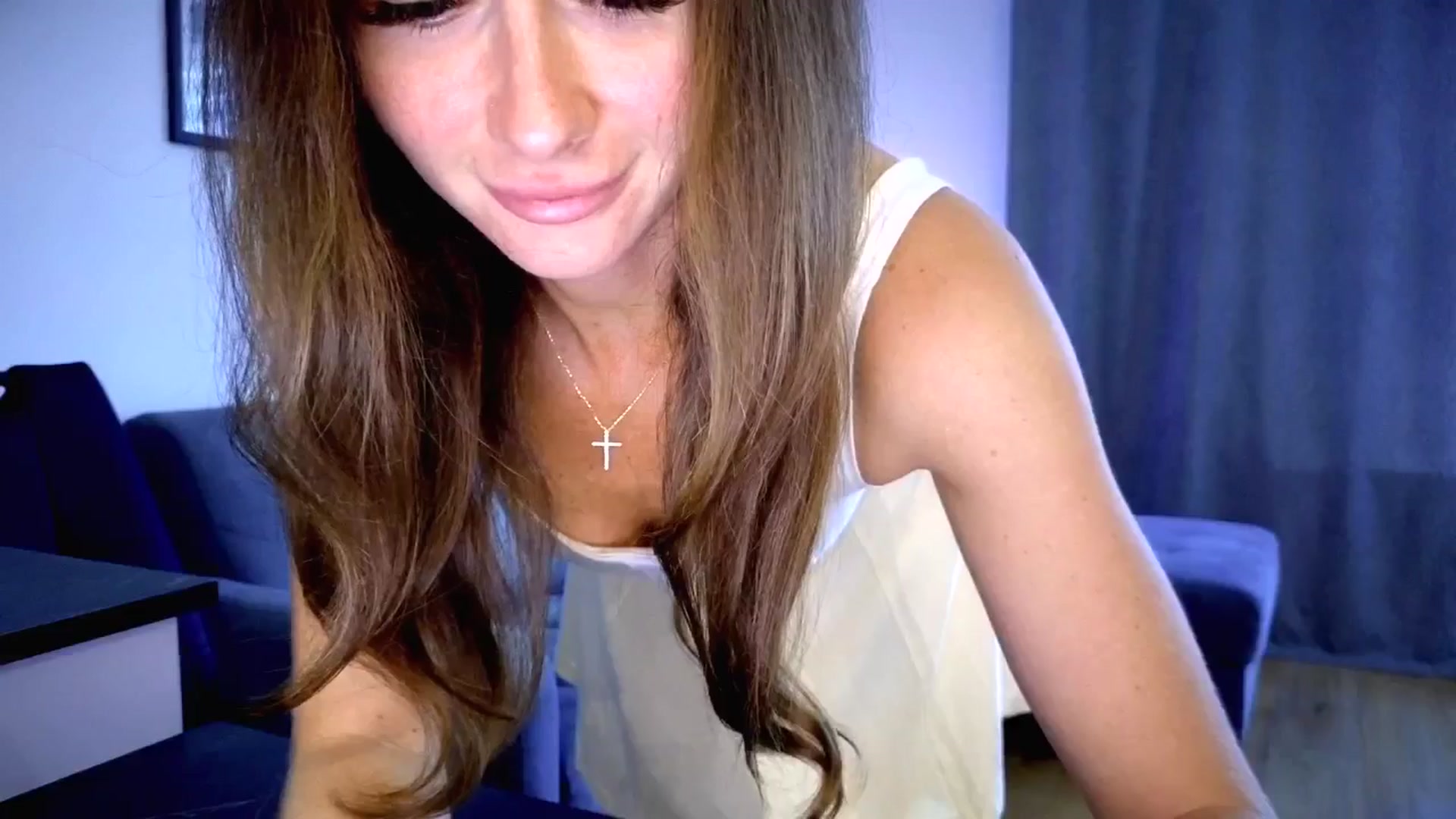 Gallery image thumbnail from Amber_Fry's myfreecams stream on, 07/21/2025, 18:11 image 10 of 20
