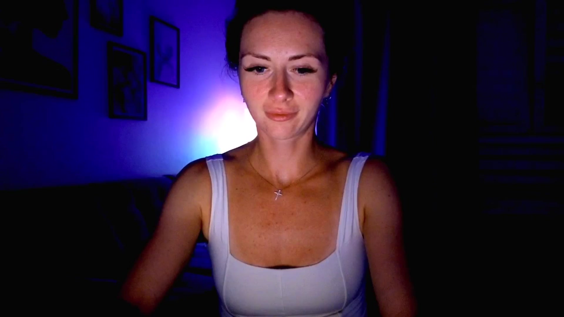 Gallery image thumbnail from Amber_Fry's myfreecams stream on, 07/21/2025, 21:39 image 20 of 20