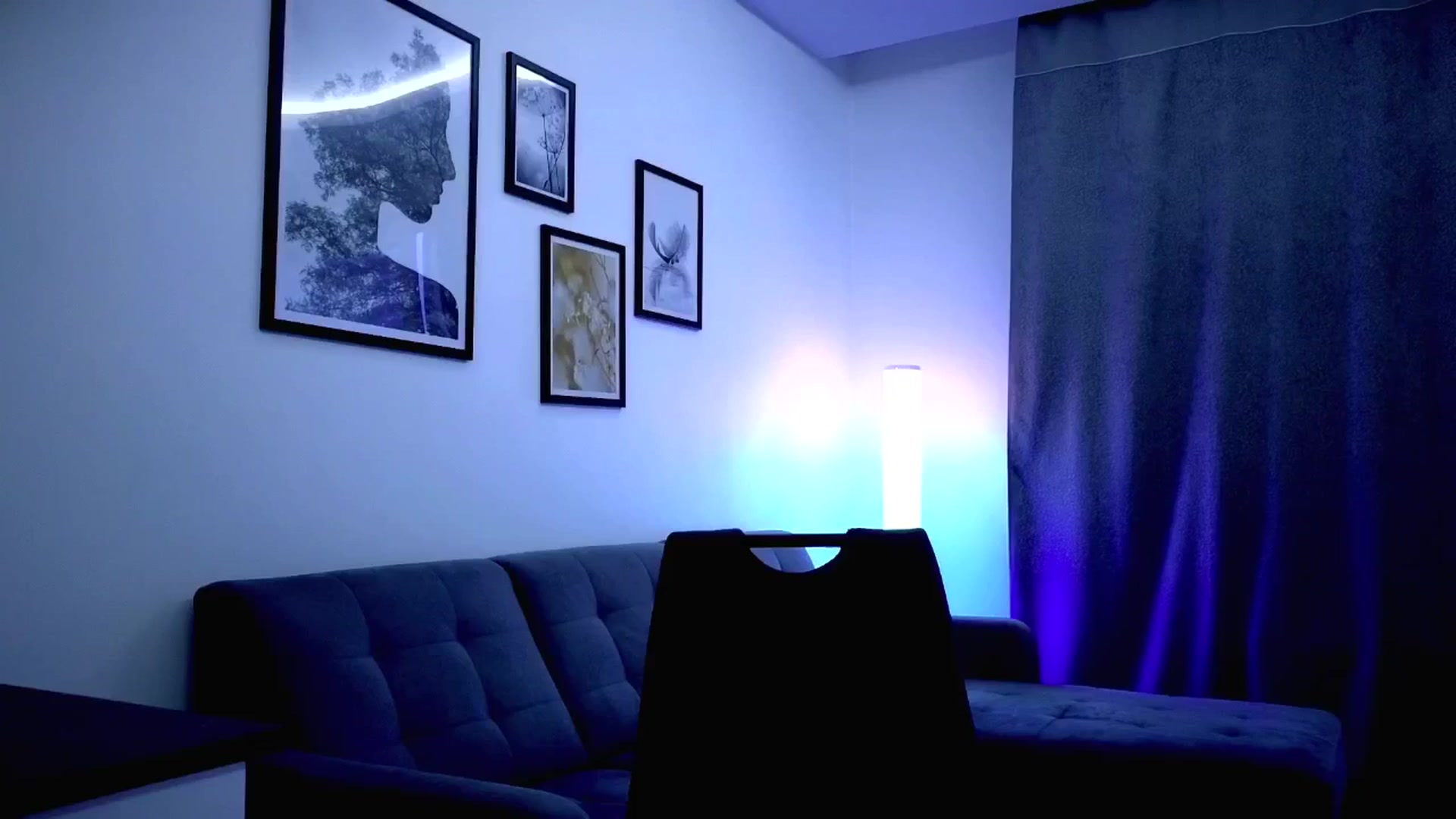 Gallery image thumbnail from Amber_Fry's myfreecams stream on, 07/22/2025, 19:36 image 13 of 20