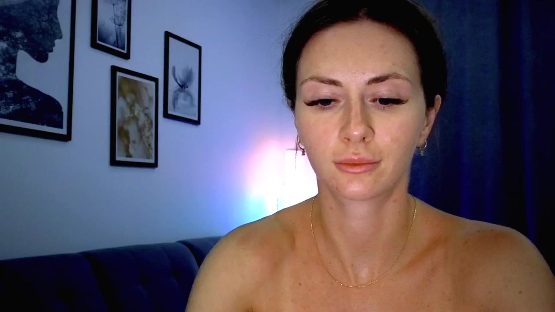 Gallery image thumbnail from Amber_Fry's myfreecams stream on, 07/23/2025, 21:37 image 5 of 20