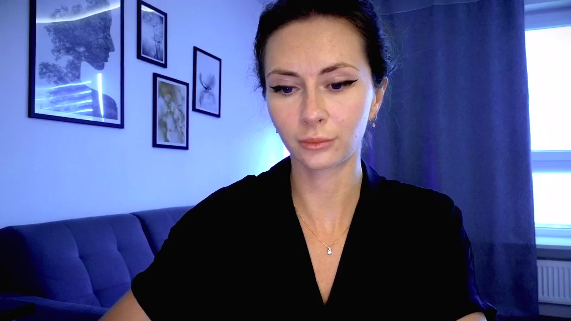 Gallery image thumbnail from Amber_Fry's myfreecams stream on, 08/02/2025, 18:02 image 11 of 20