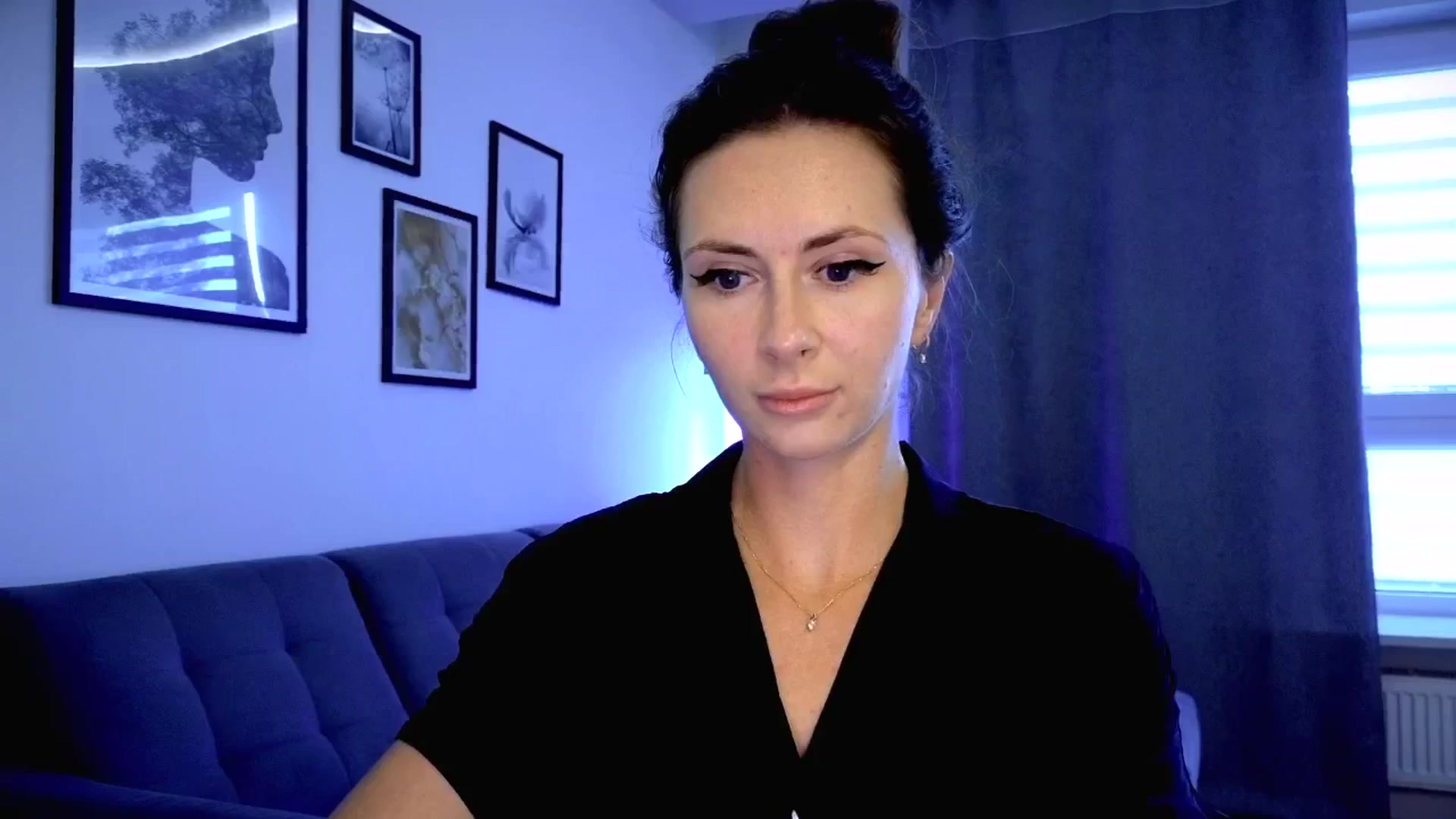Gallery image thumbnail from Amber_Fry's myfreecams stream on, 08/02/2025, 18:02 image 16 of 20