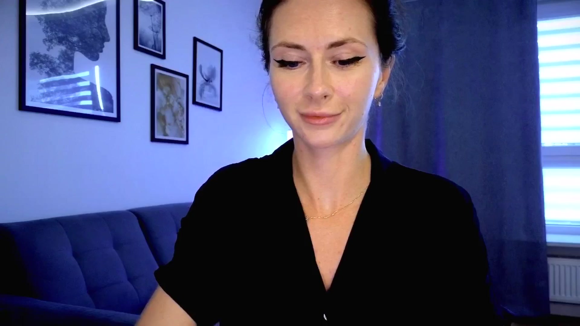 Gallery image thumbnail from Amber_Fry's myfreecams stream on, 08/02/2025, 18:02 image 19 of 20