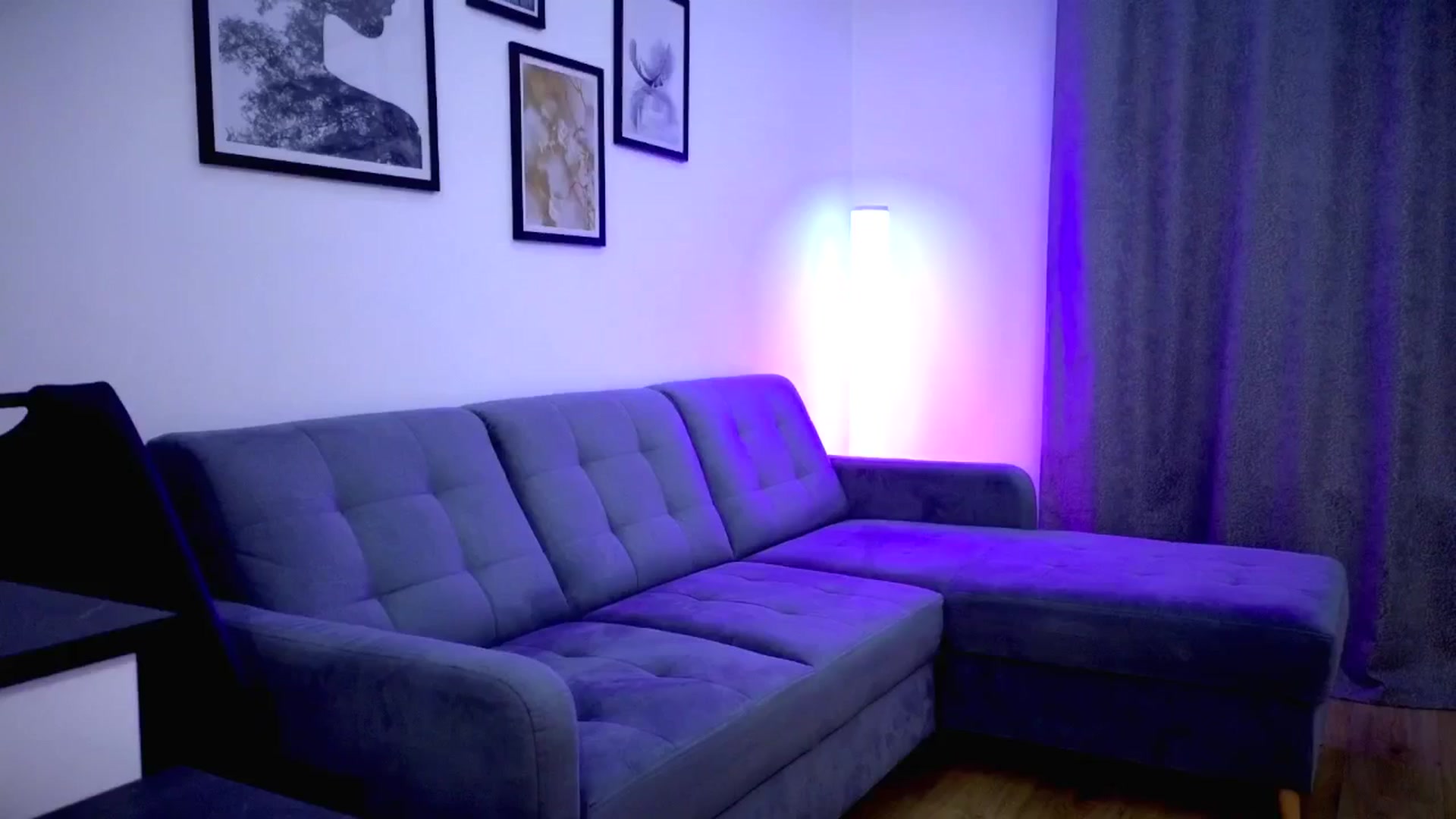 Gallery image thumbnail from Amber_Fry's myfreecams stream on, 08/04/2025, 19:25 image 15 of 20