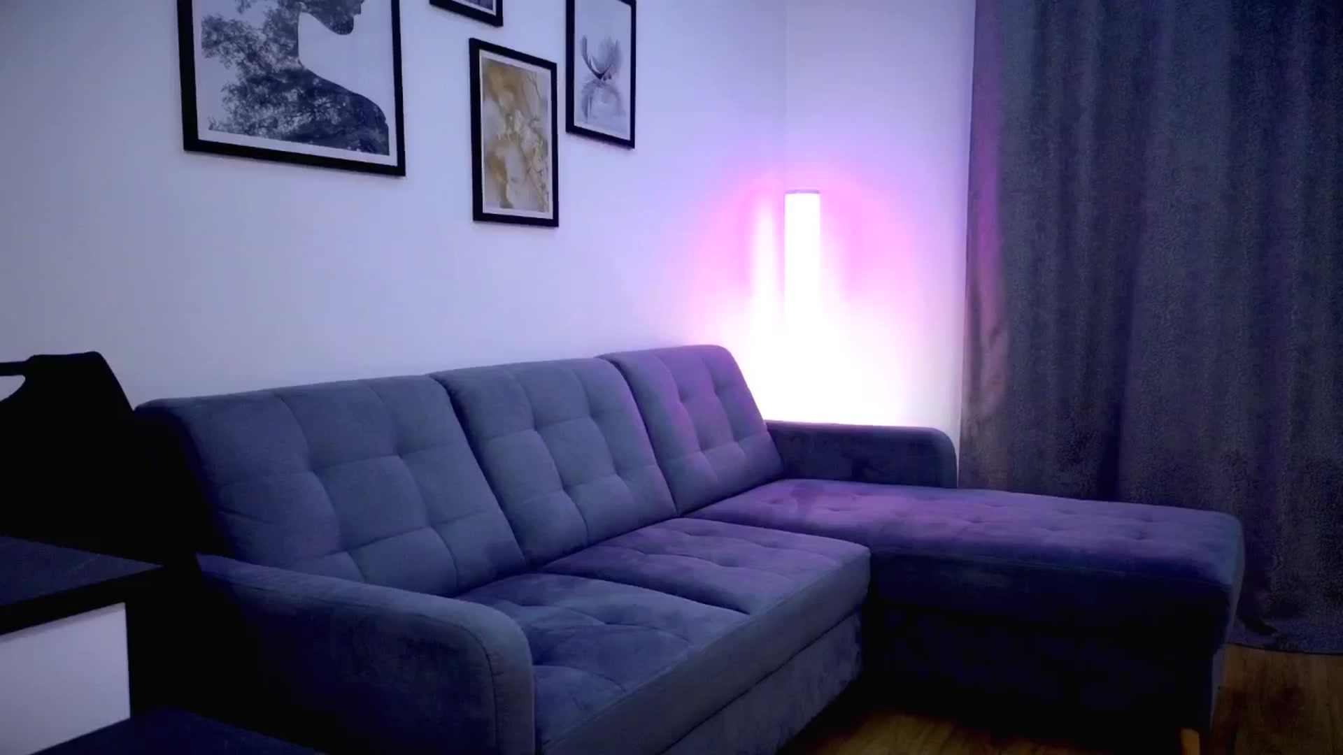 Gallery image thumbnail from Amber_Fry's myfreecams stream on, 08/04/2025, 19:25 image 14 of 20