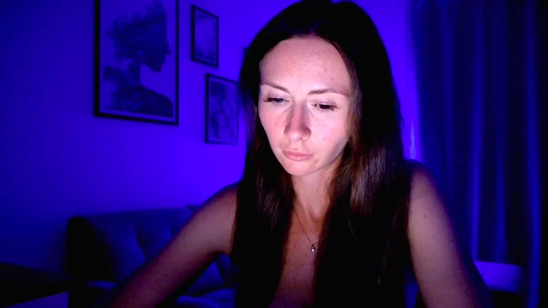 Gallery image thumbnail from Amber_Fry's myfreecams stream on, 08/04/2025, 22:05 image 4 of 20