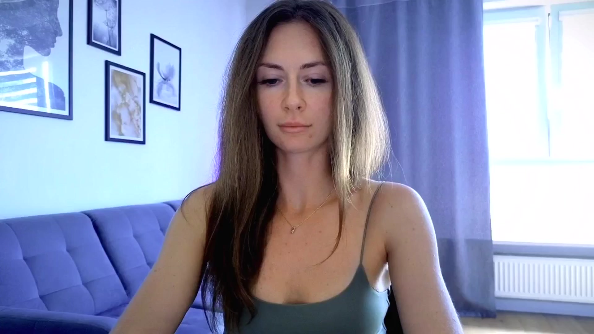 Gallery image thumbnail from Amber_Fry's myfreecams stream on, 08/05/2025, 10:16 image 15 of 20