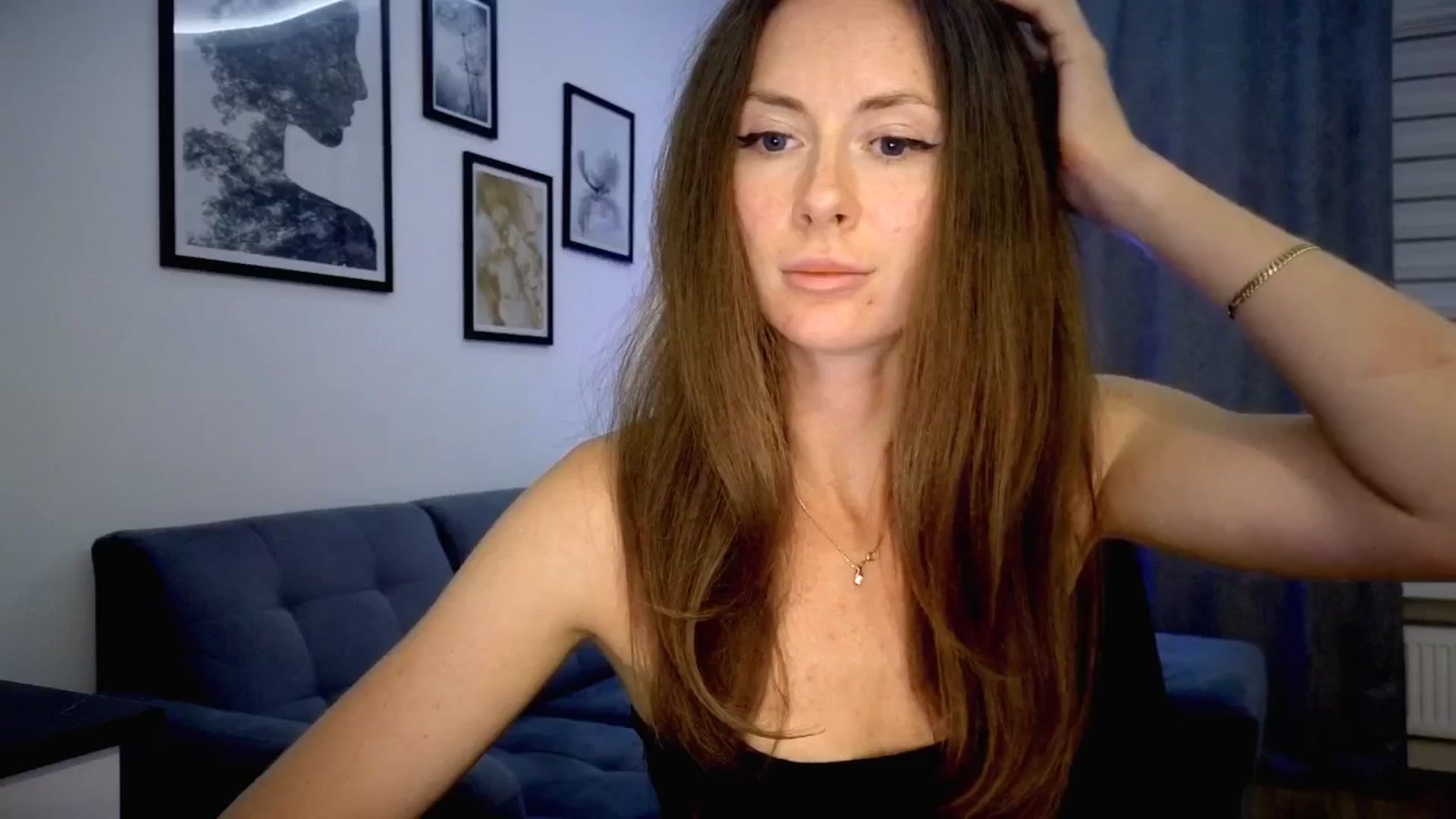 Gallery image thumbnail from Amber_Fry's myfreecams stream on, 08/06/2025, 20:11 image 2 of 20