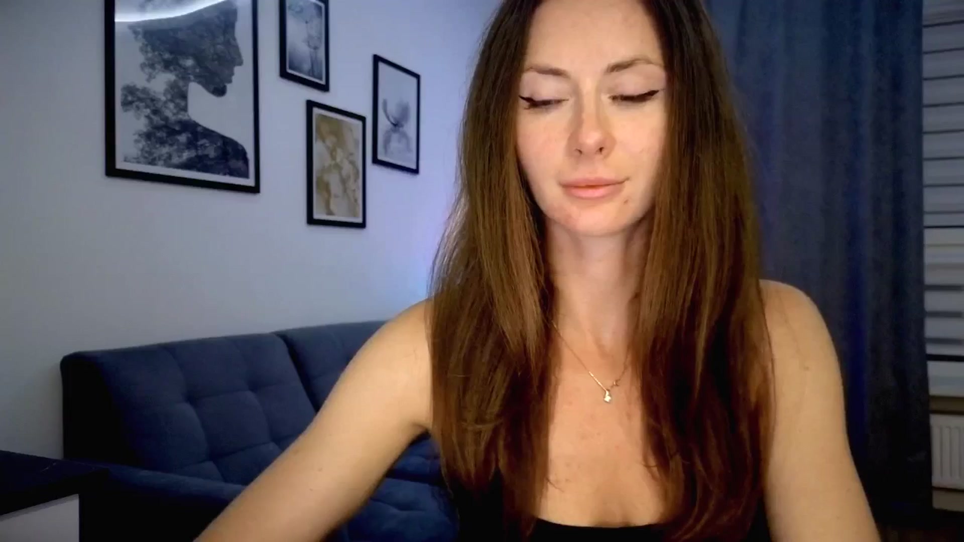 Gallery image thumbnail from Amber_Fry's myfreecams stream on, 08/06/2025, 20:11 image 4 of 20