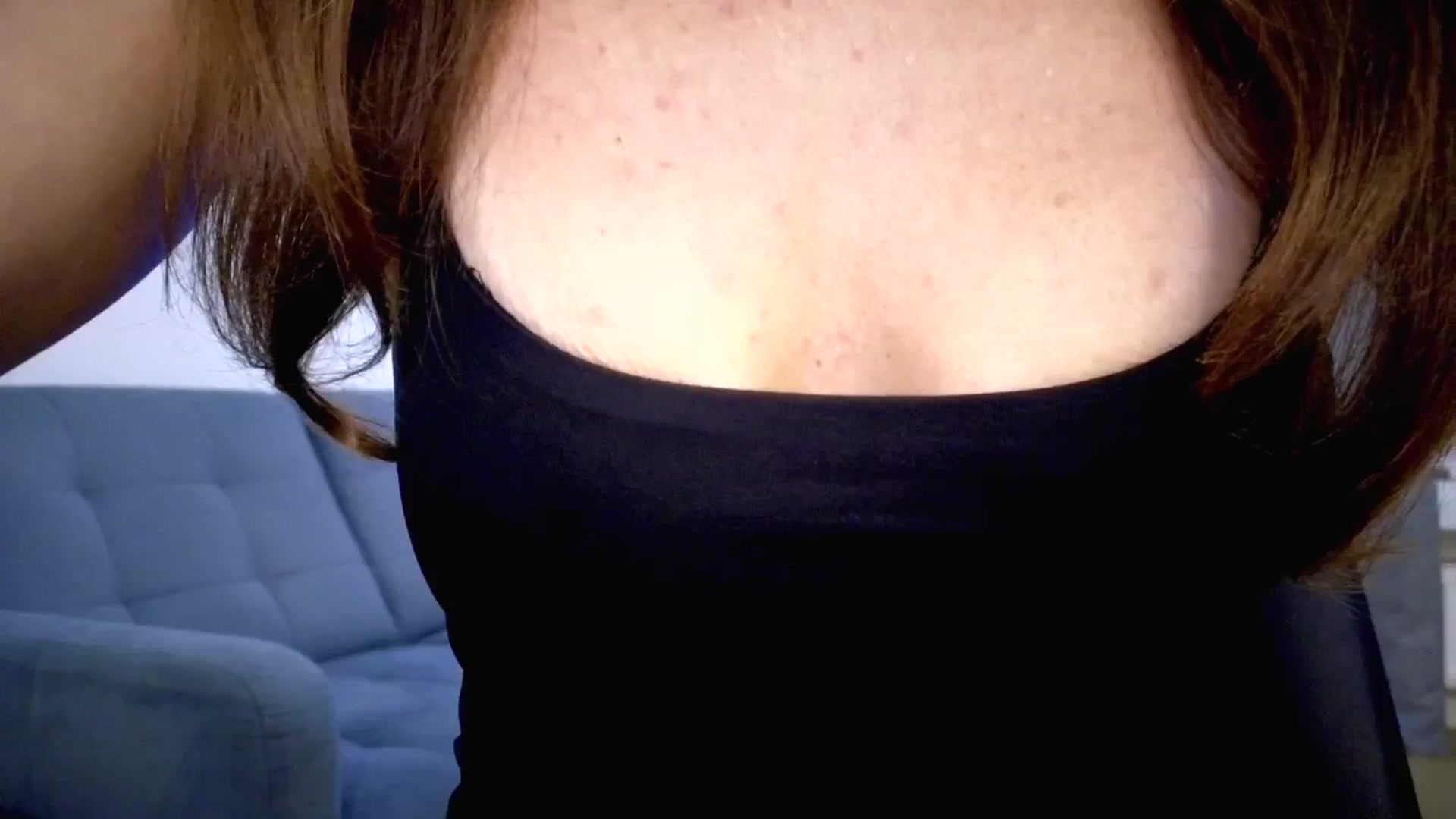 Gallery image thumbnail from Amber_Fry's myfreecams stream on, 08/06/2025, 20:11 image 17 of 20