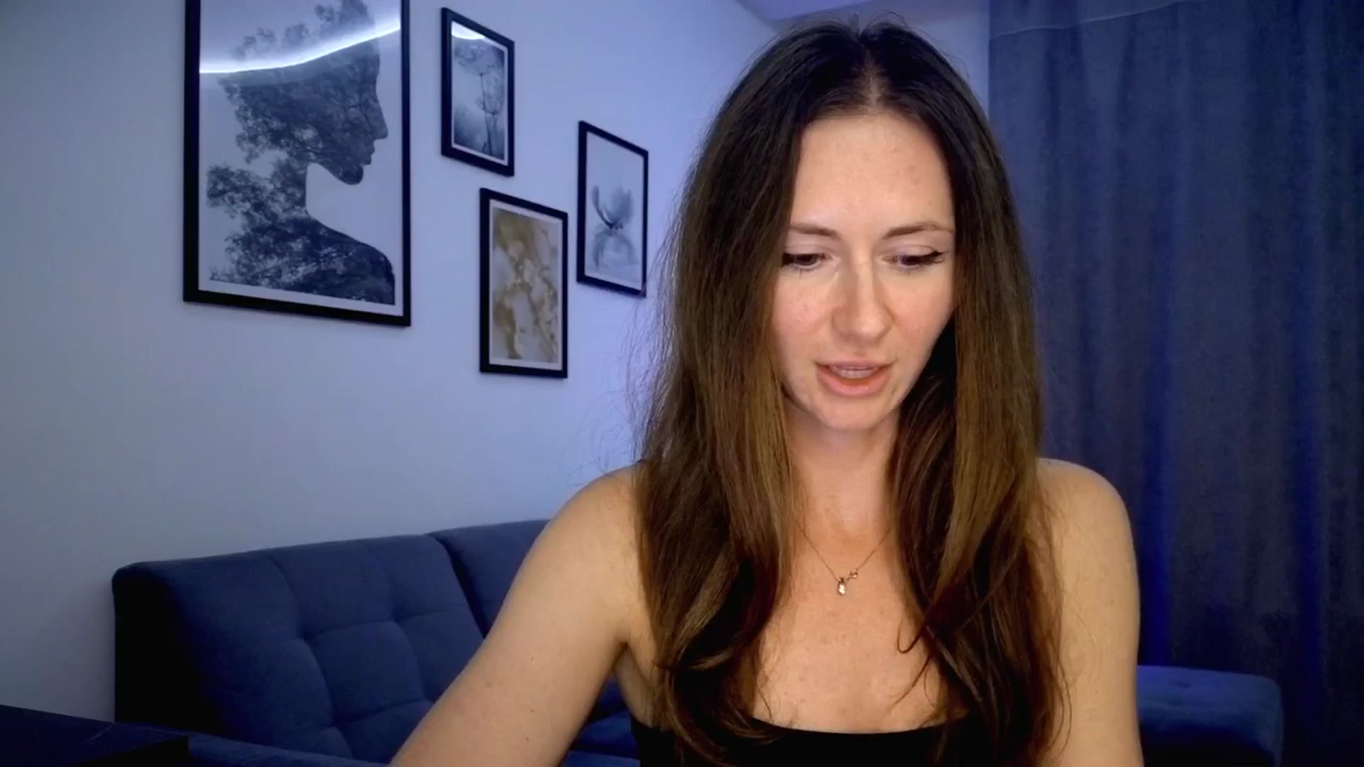 Gallery image thumbnail from Amber_Fry's myfreecams stream on, 08/06/2025, 22:39 image 2 of 20