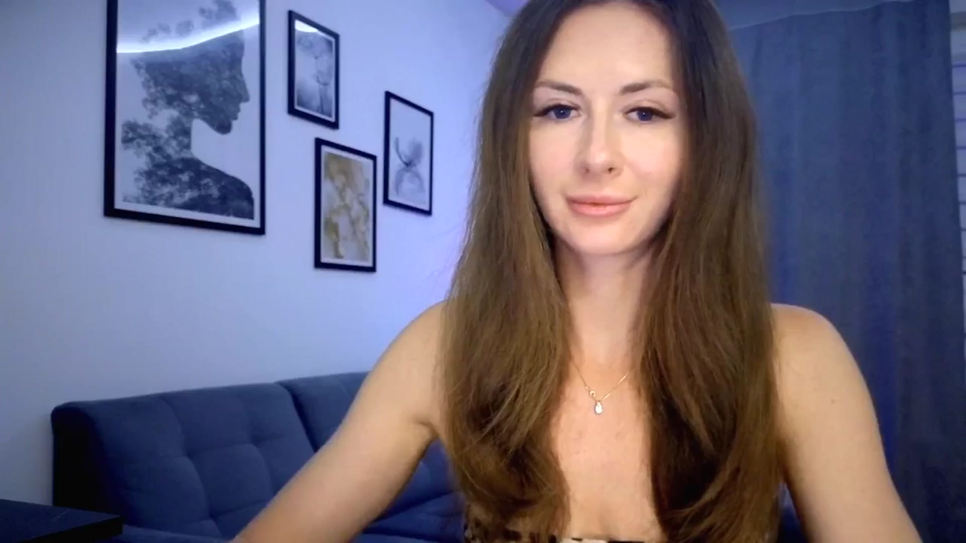 Gallery image thumbnail from Amber_Fry's myfreecams stream on, 08/08/2025, 18:55 image 8 of 20