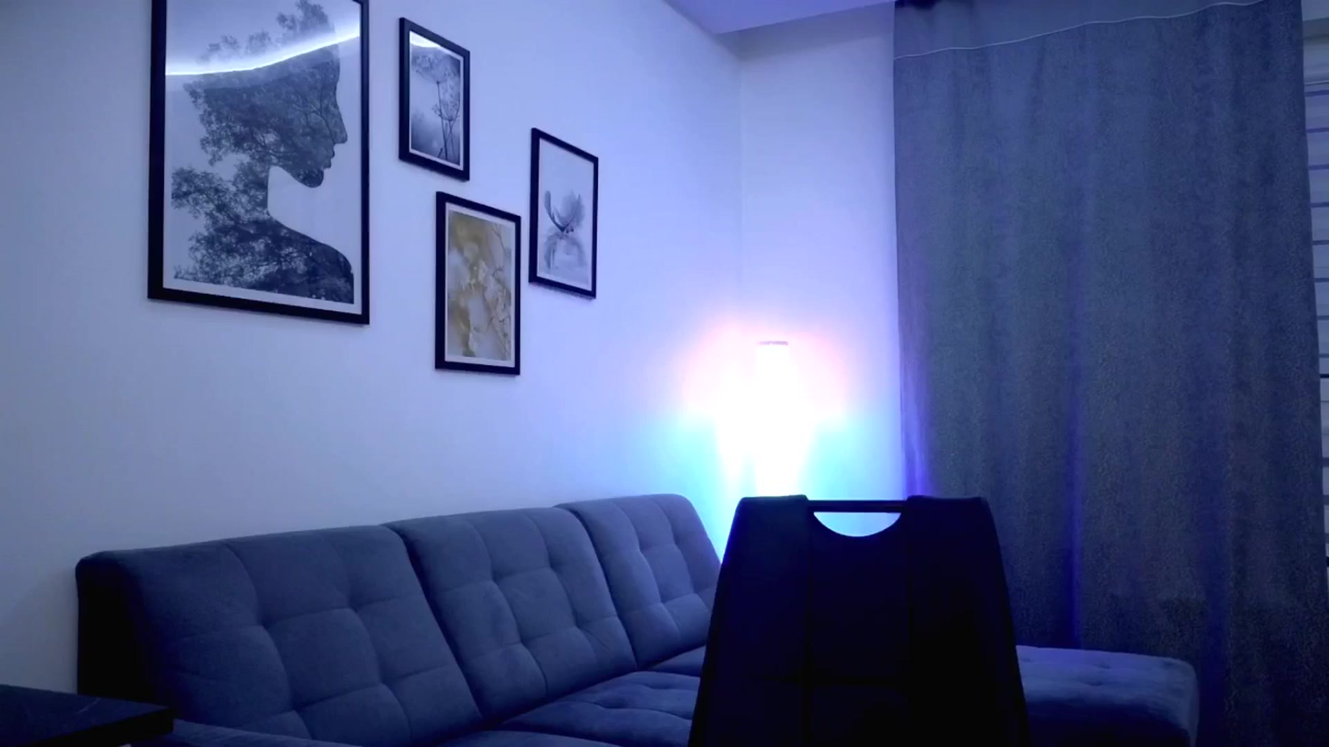 Gallery image thumbnail from Amber_Fry's myfreecams stream on, 08/08/2025, 18:55 image 10 of 20