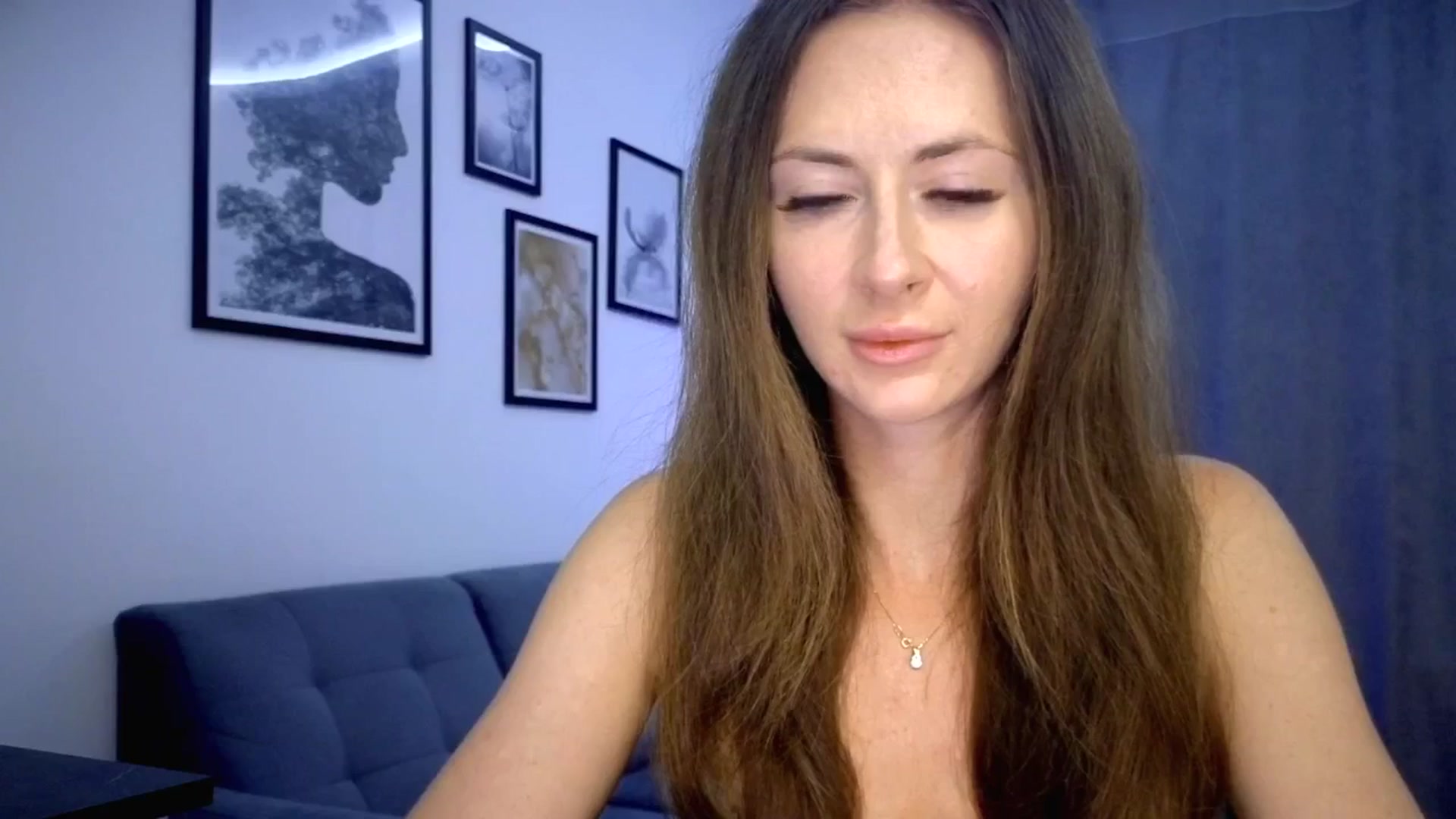 Gallery image thumbnail from Amber_Fry's myfreecams stream on, 08/08/2025, 18:55 image 12 of 20