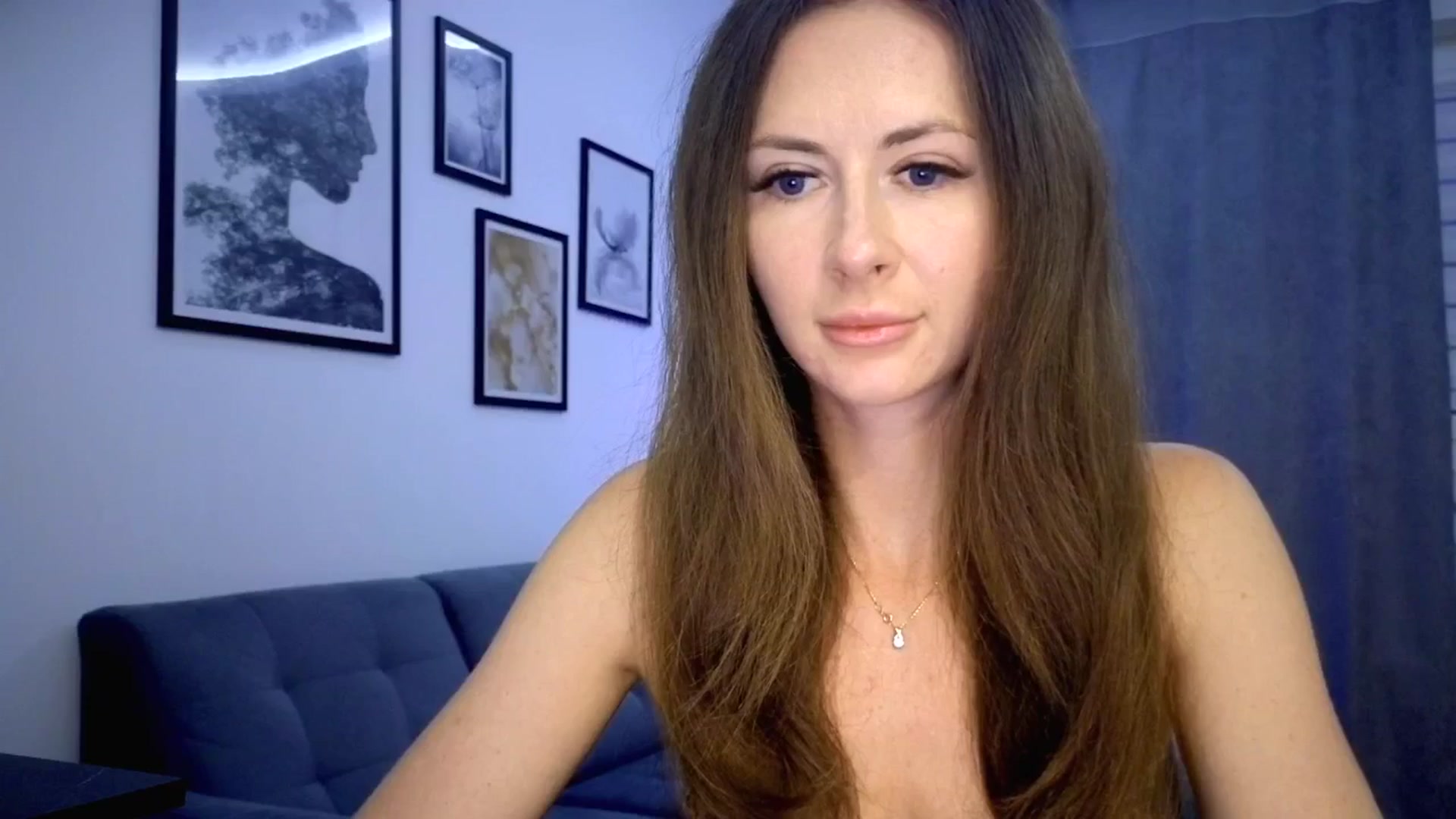Gallery image thumbnail from Amber_Fry's myfreecams stream on, 08/08/2025, 18:55 image 9 of 20