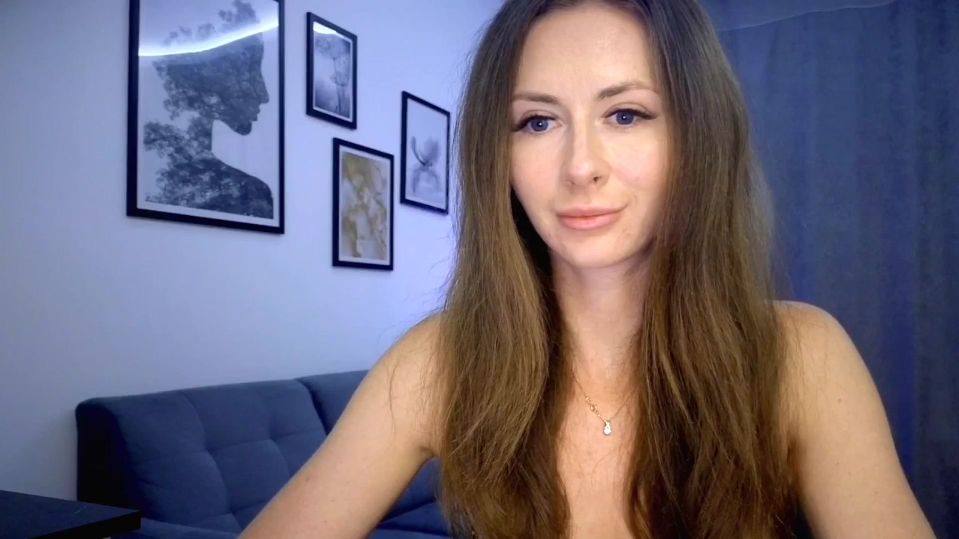 Gallery image thumbnail from Amber_Fry's myfreecams stream on, 08/08/2025, 18:55 image 19 of 20