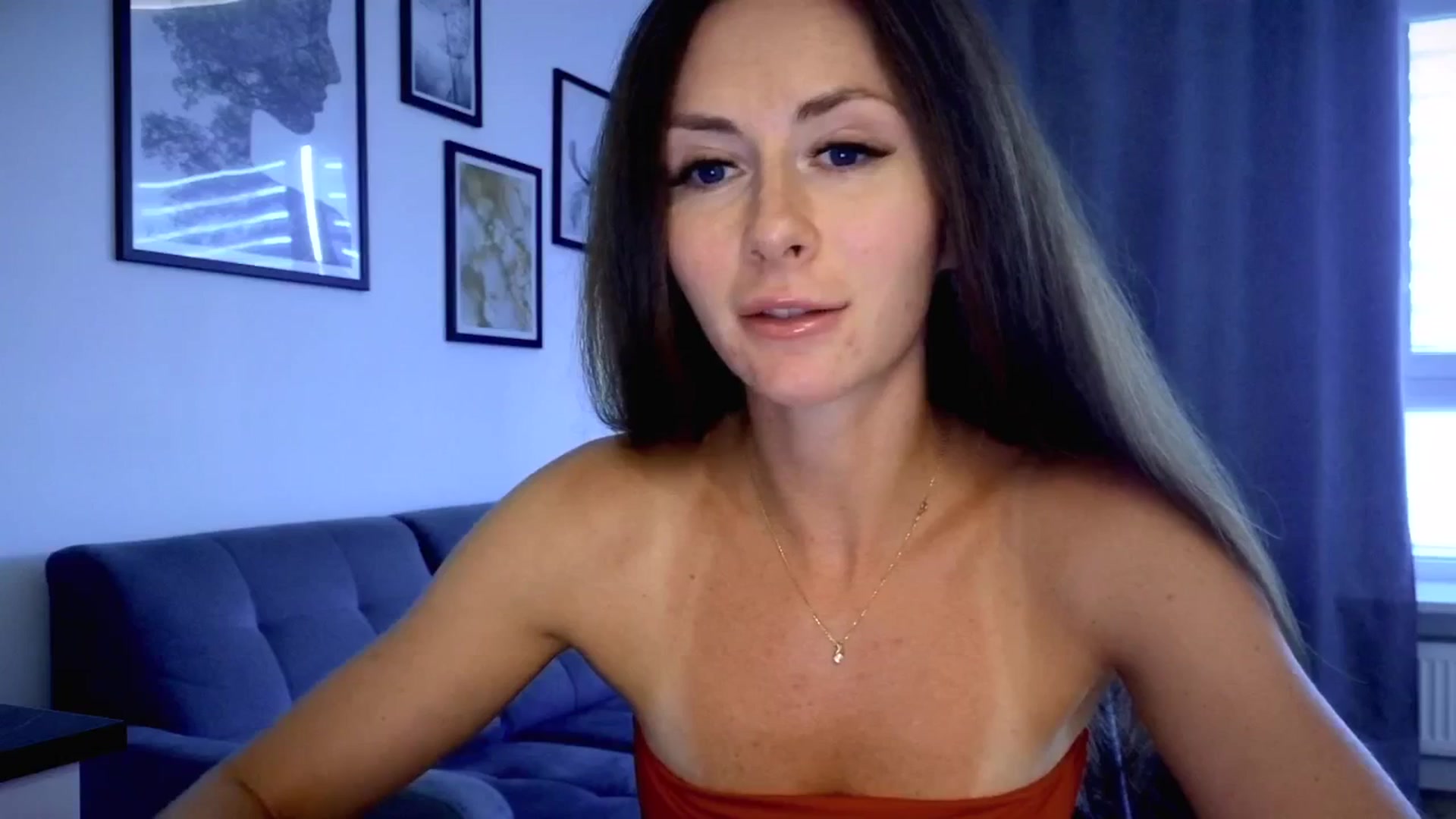 Gallery image thumbnail from Amber_Fry's myfreecams stream on, 08/11/2025, 17:36 image 7 of 20