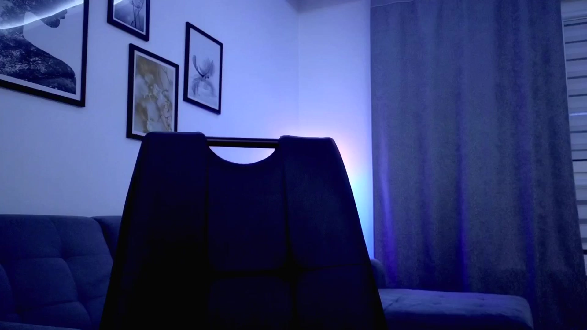 Gallery image thumbnail from Amber_Fry's myfreecams stream on, 08/11/2025, 23:08 image 9 of 20