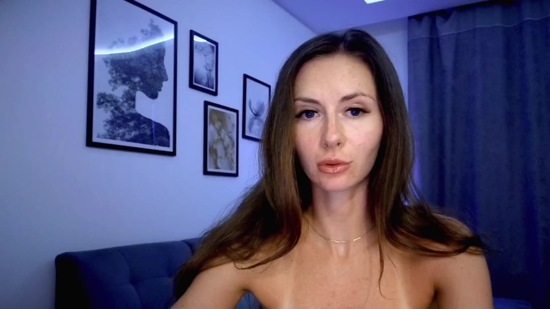 Gallery image thumbnail from Amber_Fry's myfreecams stream on, 08/12/2025, 18:34 image 15 of 20